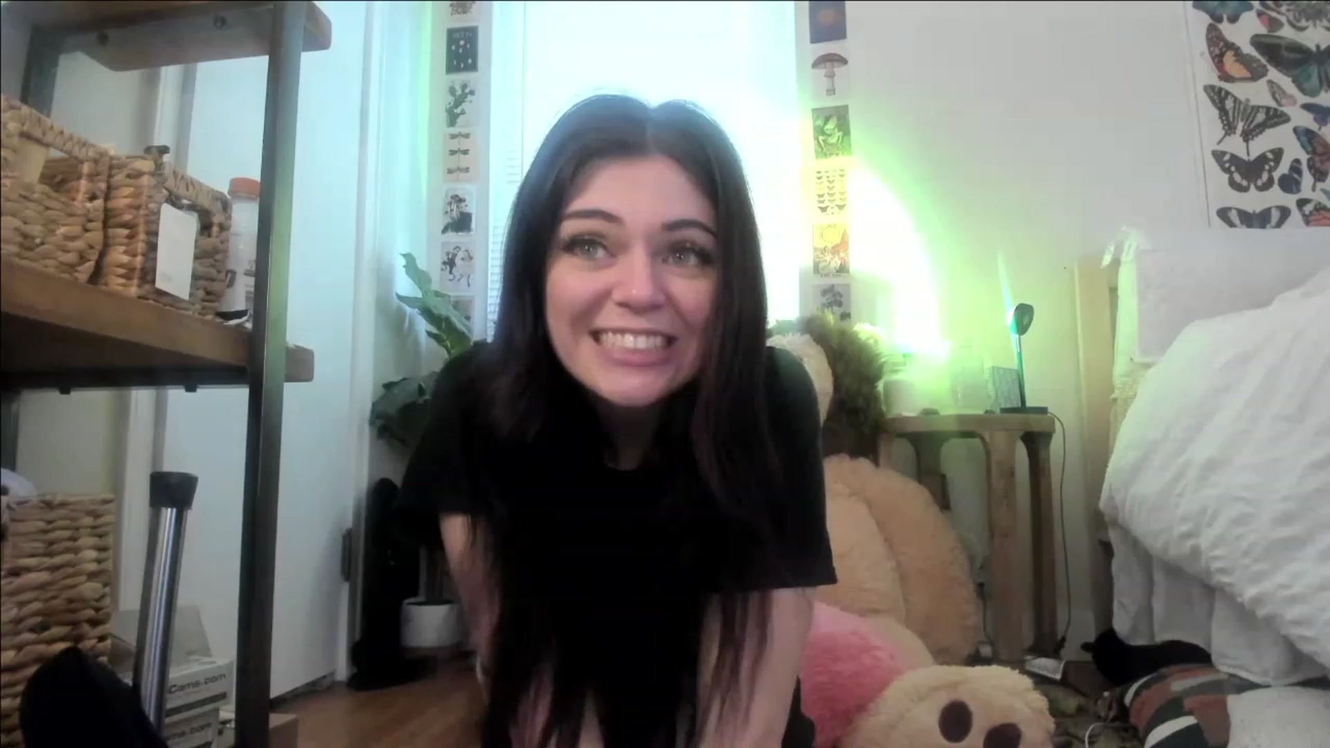 Gallery image thumbnail from iKarli's myfreecams stream on, 03/18/2023, 14:13 image 15 of 20