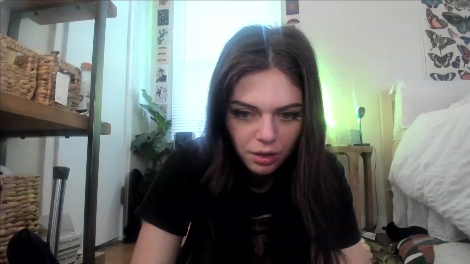 Gallery image thumbnail from iKarli's myfreecams stream on, 03/18/2023, 14:13 image 17 of 20