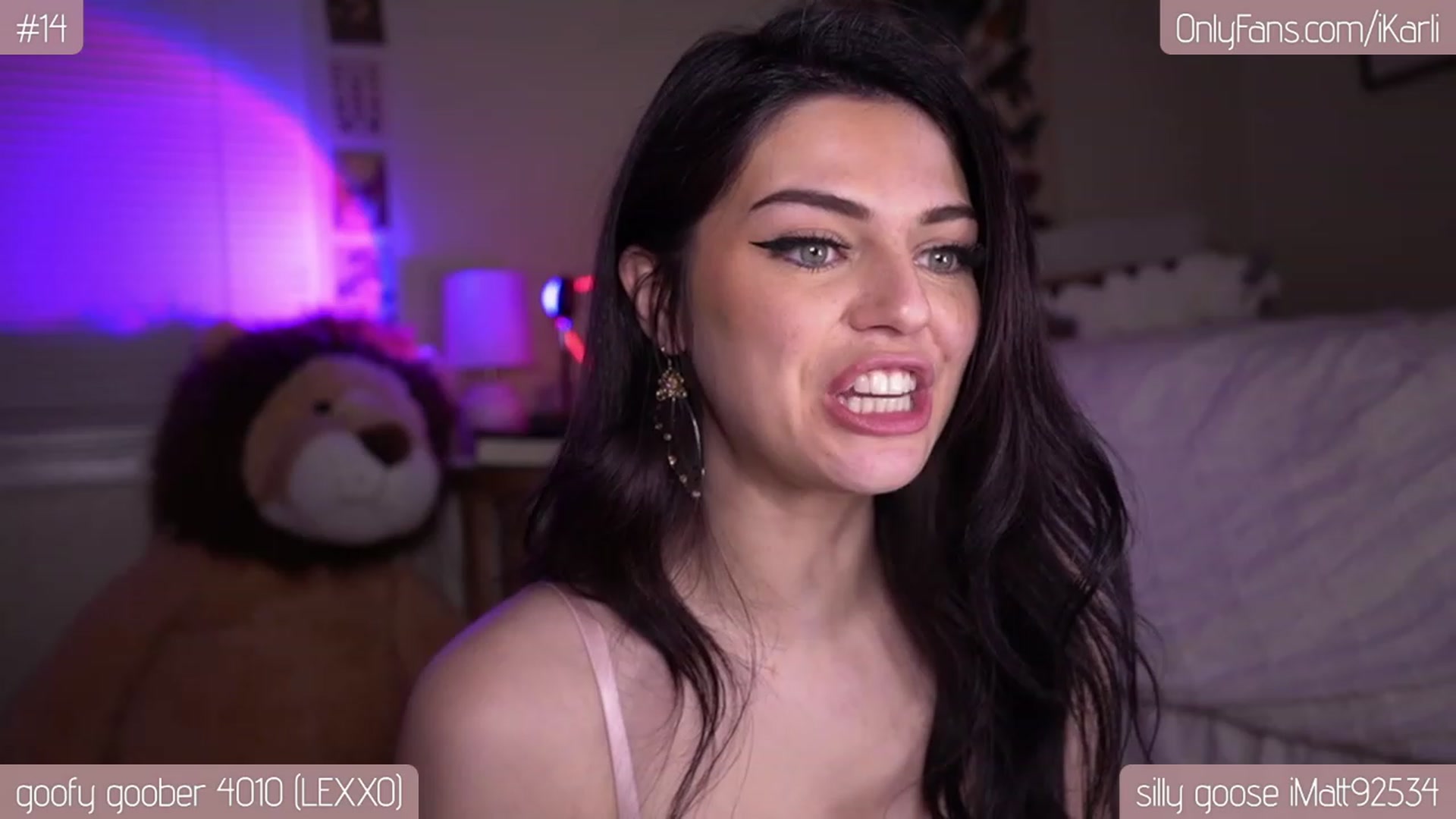 Gallery image thumbnail from iKarli's myfreecams stream on, 04/01/2023, 10:01 image 12 of 20