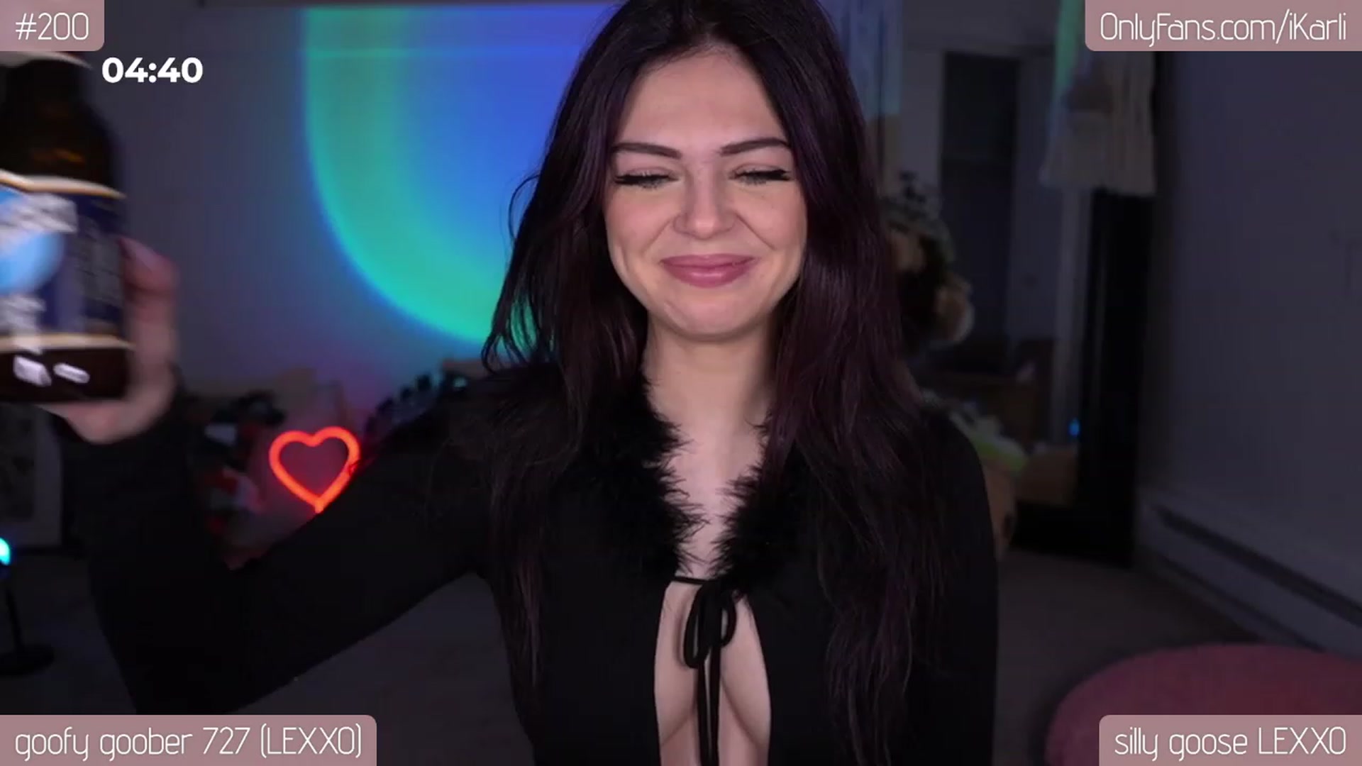 Gallery image thumbnail from iKarli's myfreecams stream on, 04/25/2023, 08:13 image 2 of 20