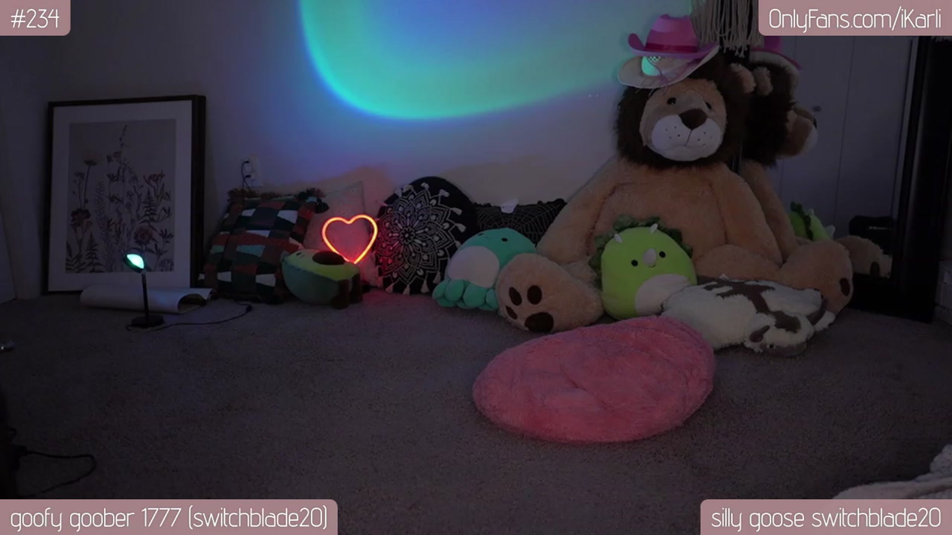 Gallery image thumbnail from iKarli's myfreecams stream on, 05/06/2023, 08:32 image 4 of 20