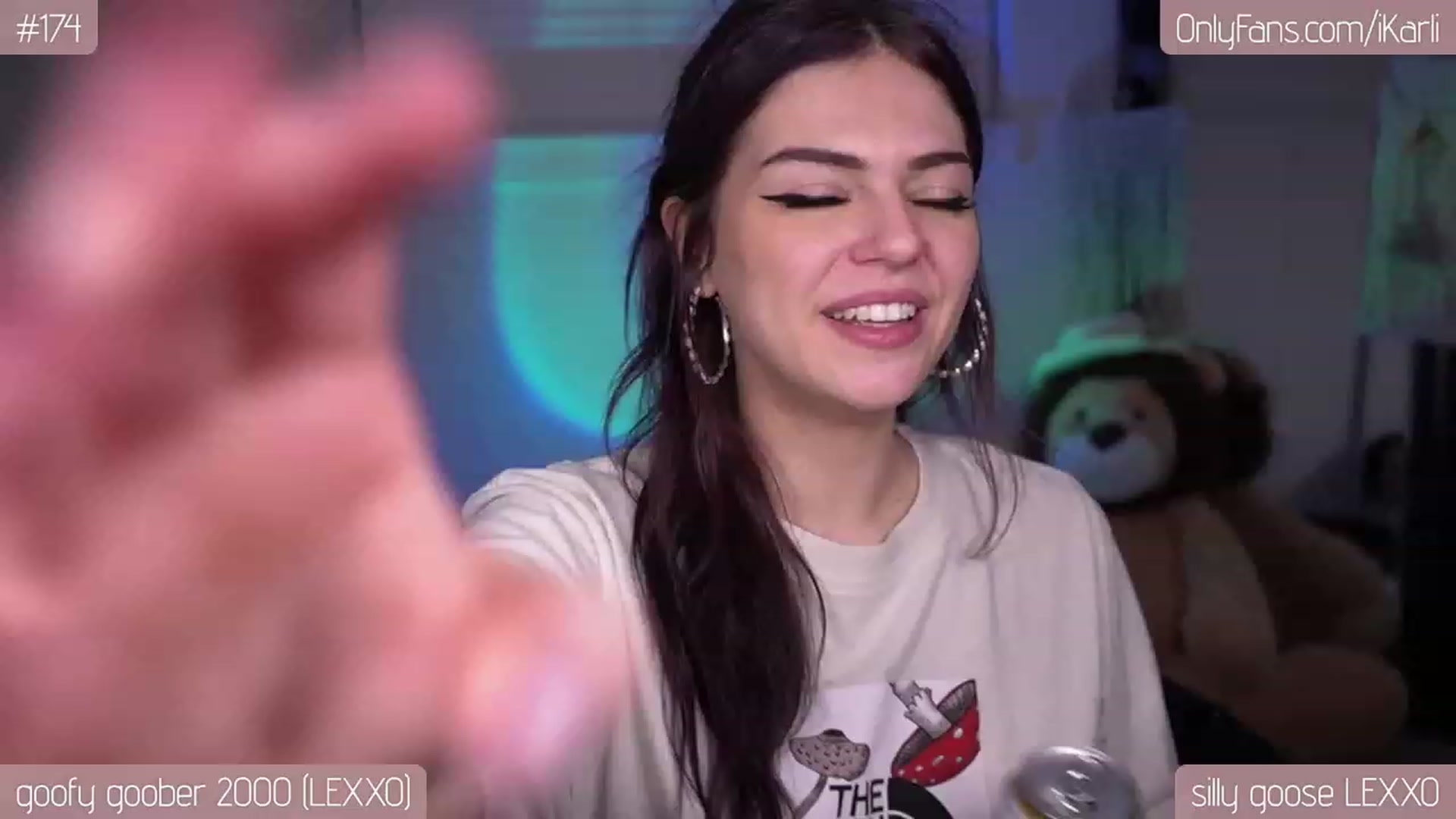 Gallery image thumbnail from iKarli's myfreecams stream on, 05/09/2023, 07:43 image 10 of 20