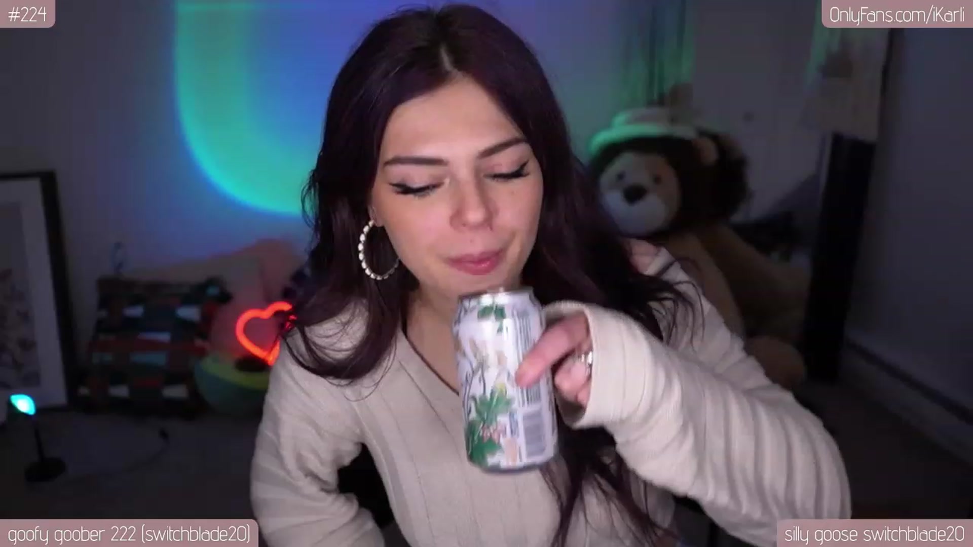 Gallery image thumbnail from iKarli's myfreecams stream on, 05/11/2023, 07:45 image 13 of 20