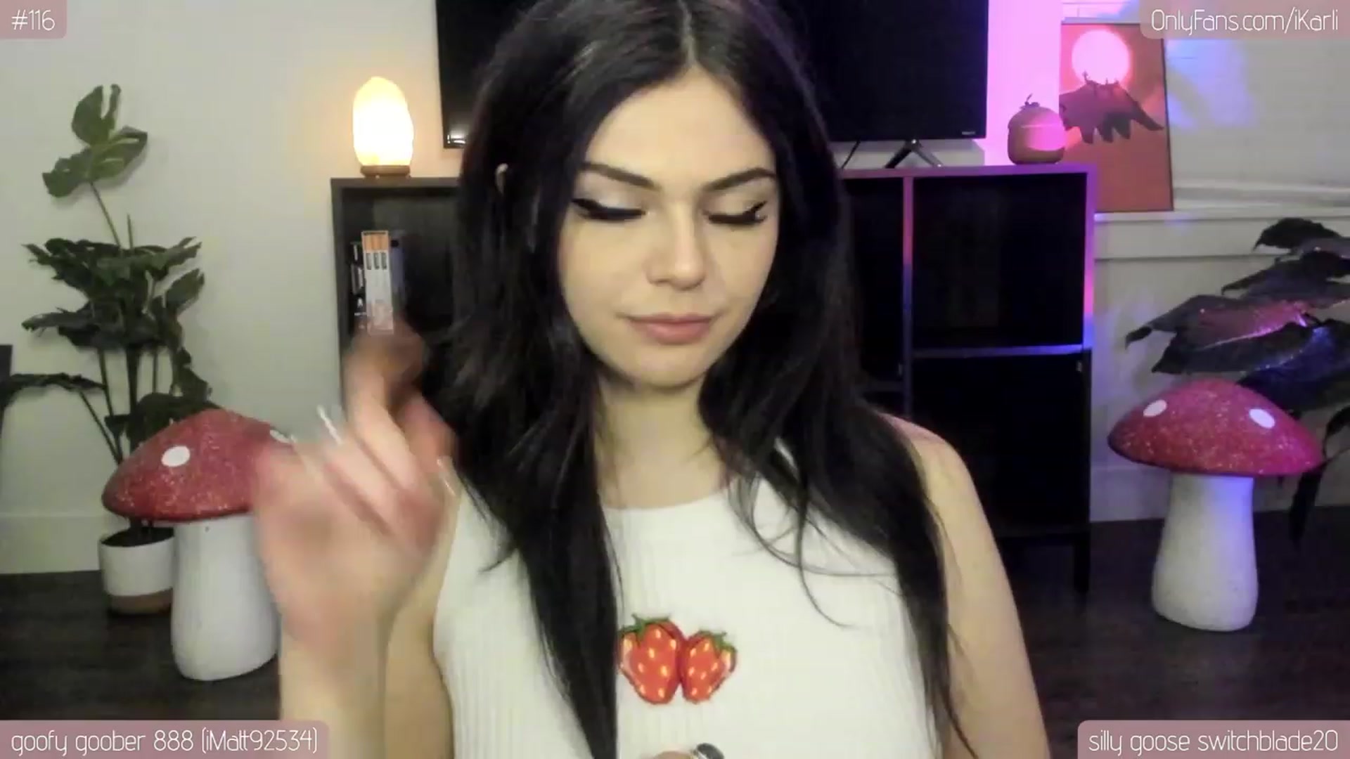 Gallery image thumbnail from iKarli's myfreecams stream on, 05/20/2023, 05:55 image 10 of 20