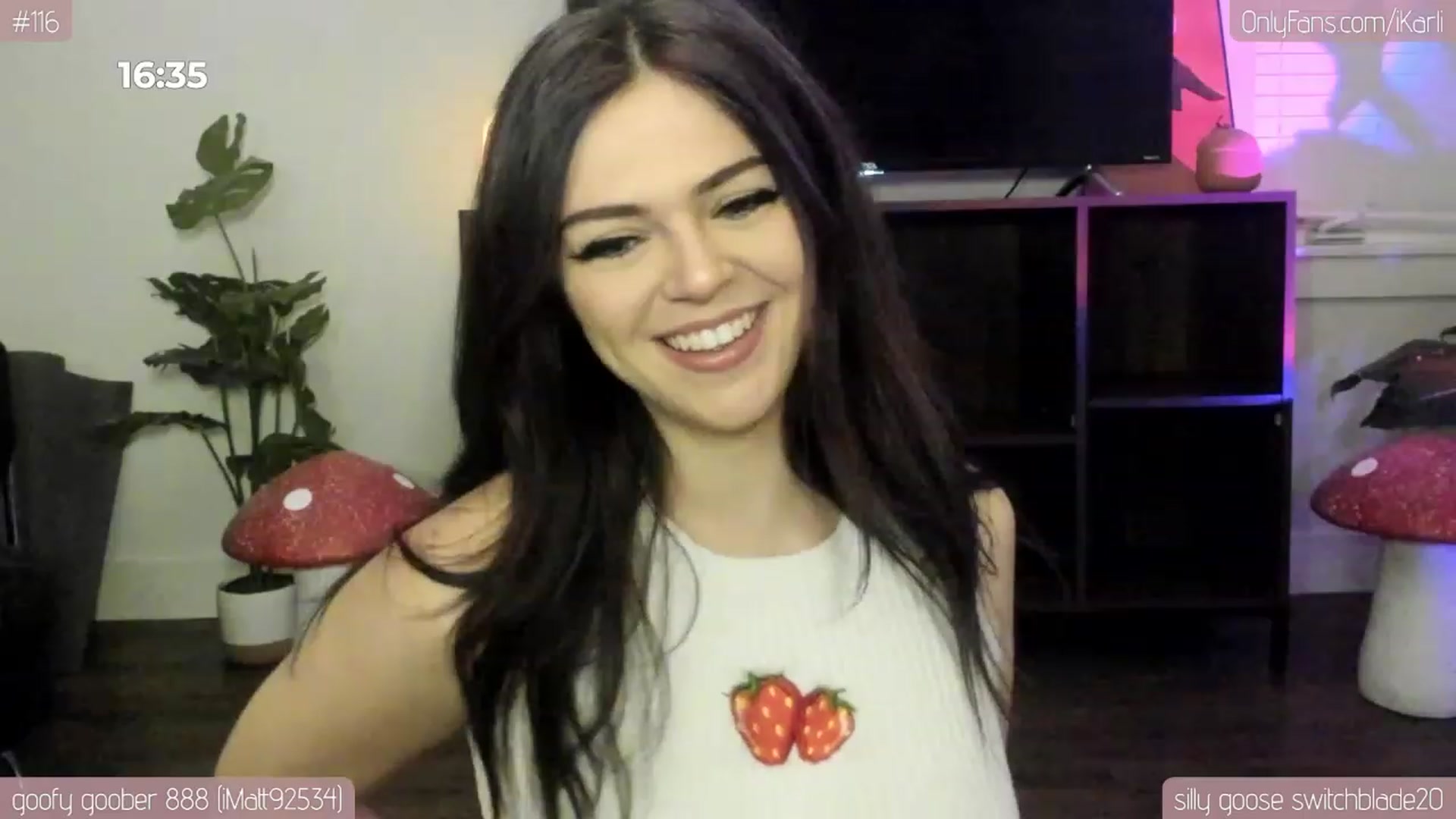 Gallery image thumbnail from iKarli's myfreecams stream on, 05/20/2023, 05:55 image 4 of 20