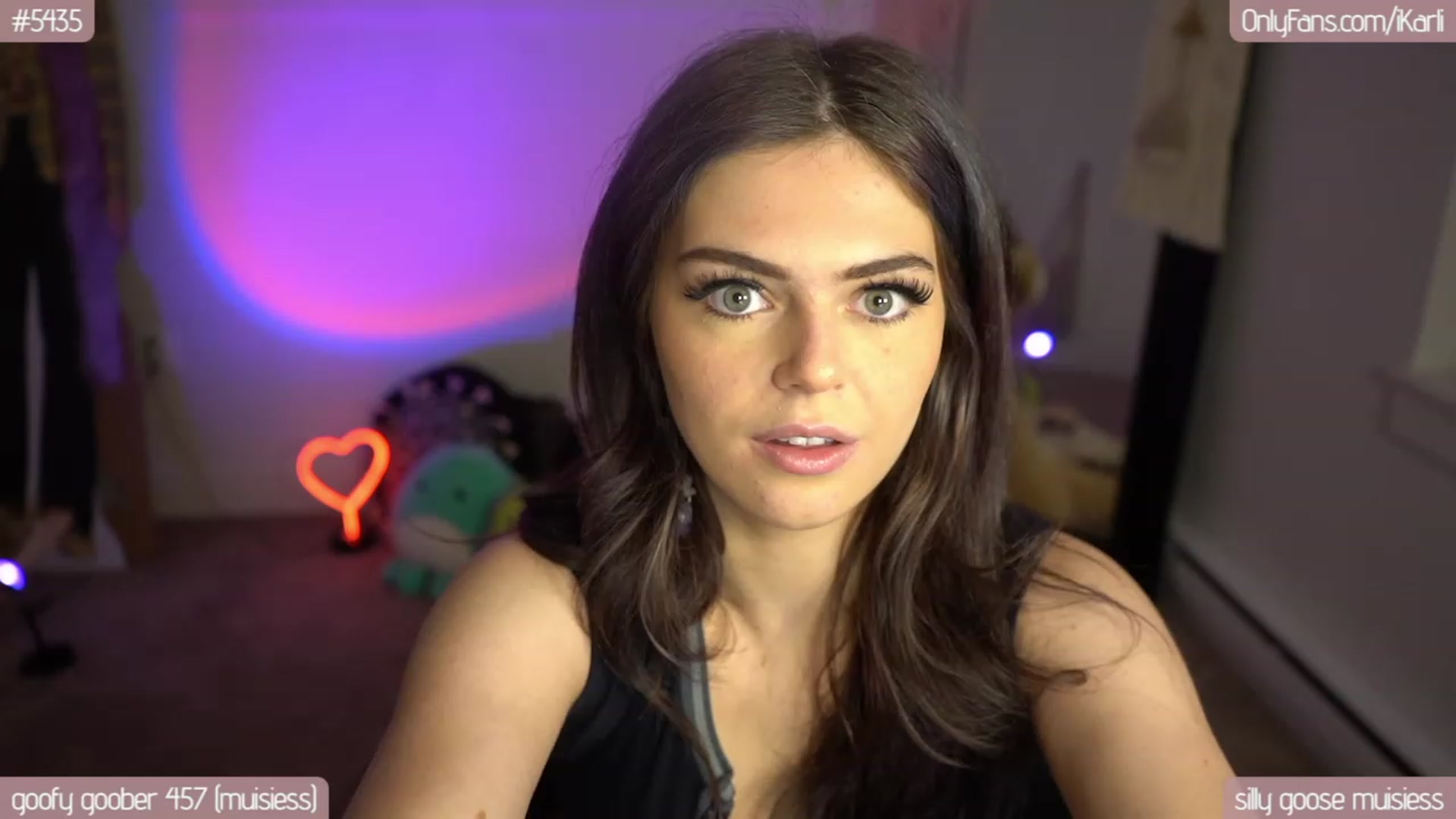 Gallery image thumbnail from iKarli's myfreecams stream on, 06/16/2023, 04:55 image 12 of 20