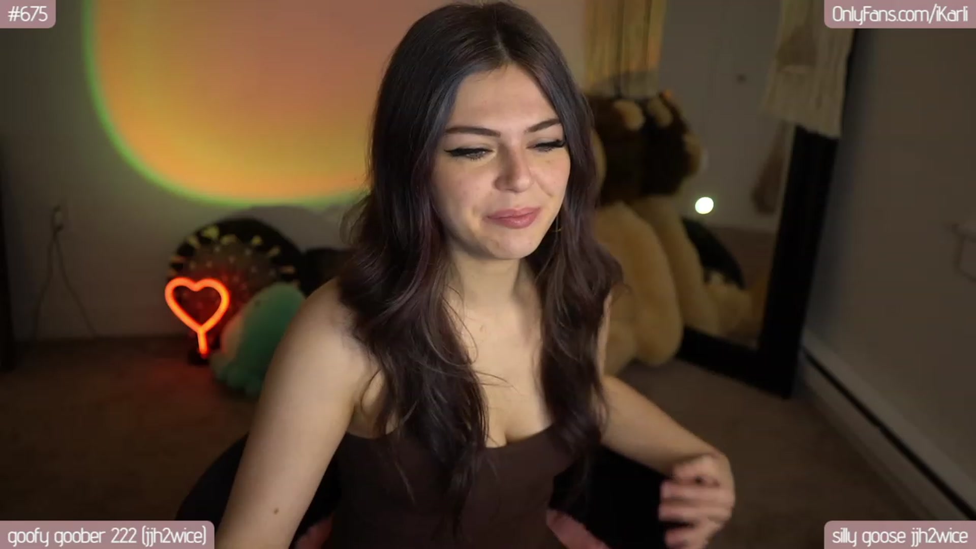 Gallery image thumbnail from iKarli's myfreecams stream on, 06/20/2023, 06:25 image 2 of 20