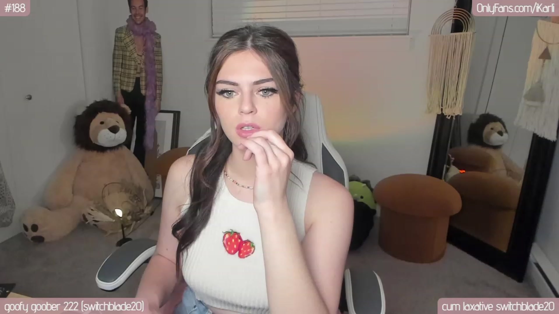 Gallery image thumbnail from iKarli's myfreecams stream on, 06/30/2023, 06:10 image 10 of 20