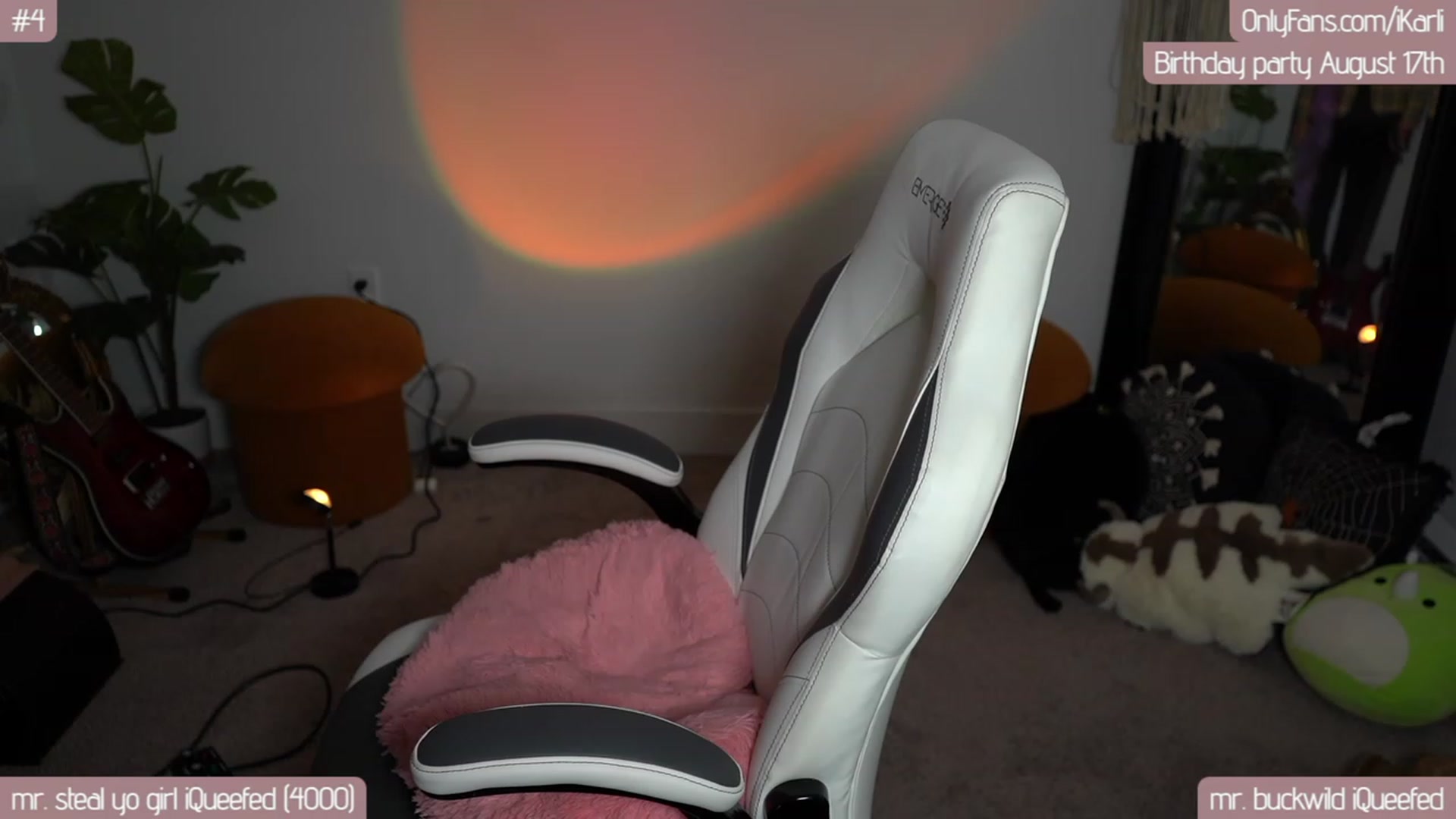 Gallery image thumbnail from iKarli's myfreecams stream on, 08/09/2023, 13:06 image 9 of 20