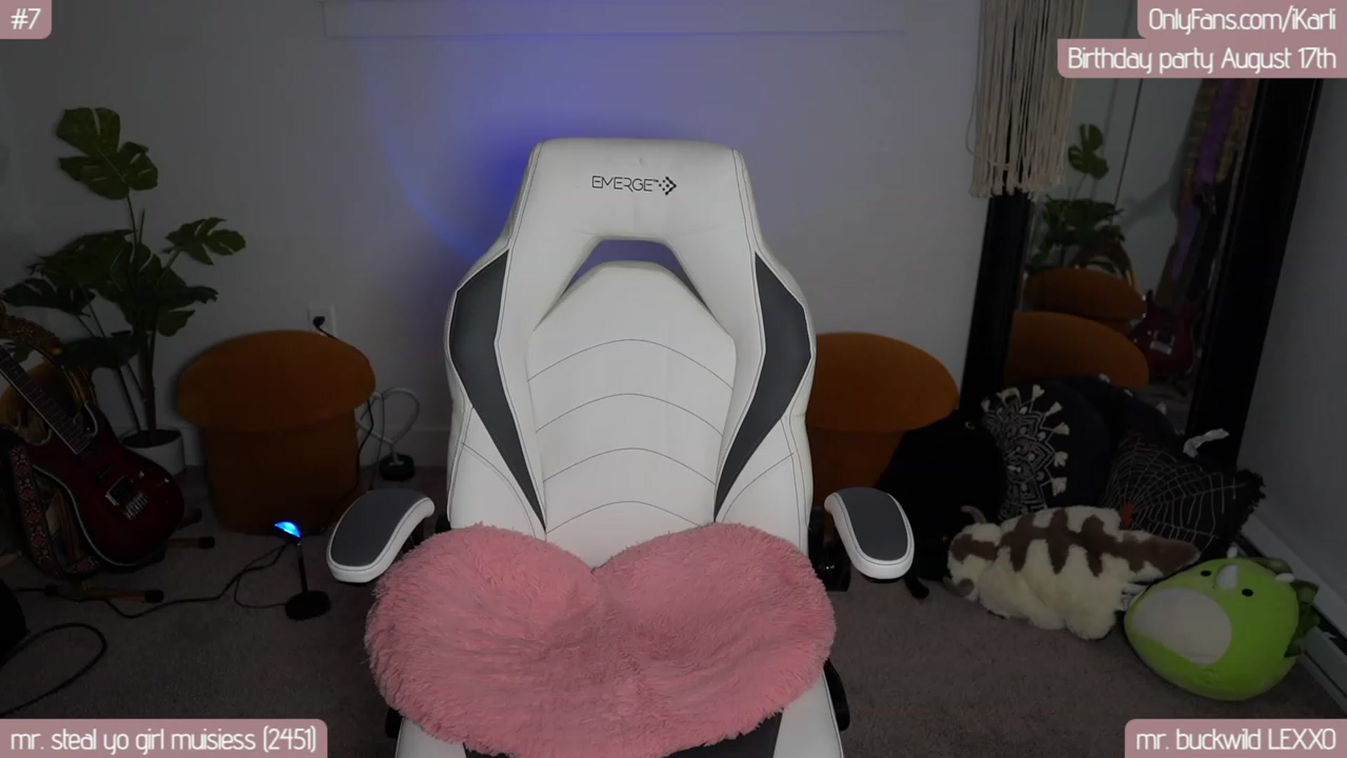 Gallery image thumbnail from iKarli's myfreecams stream on, 08/12/2023, 06:54 image 20 of 20