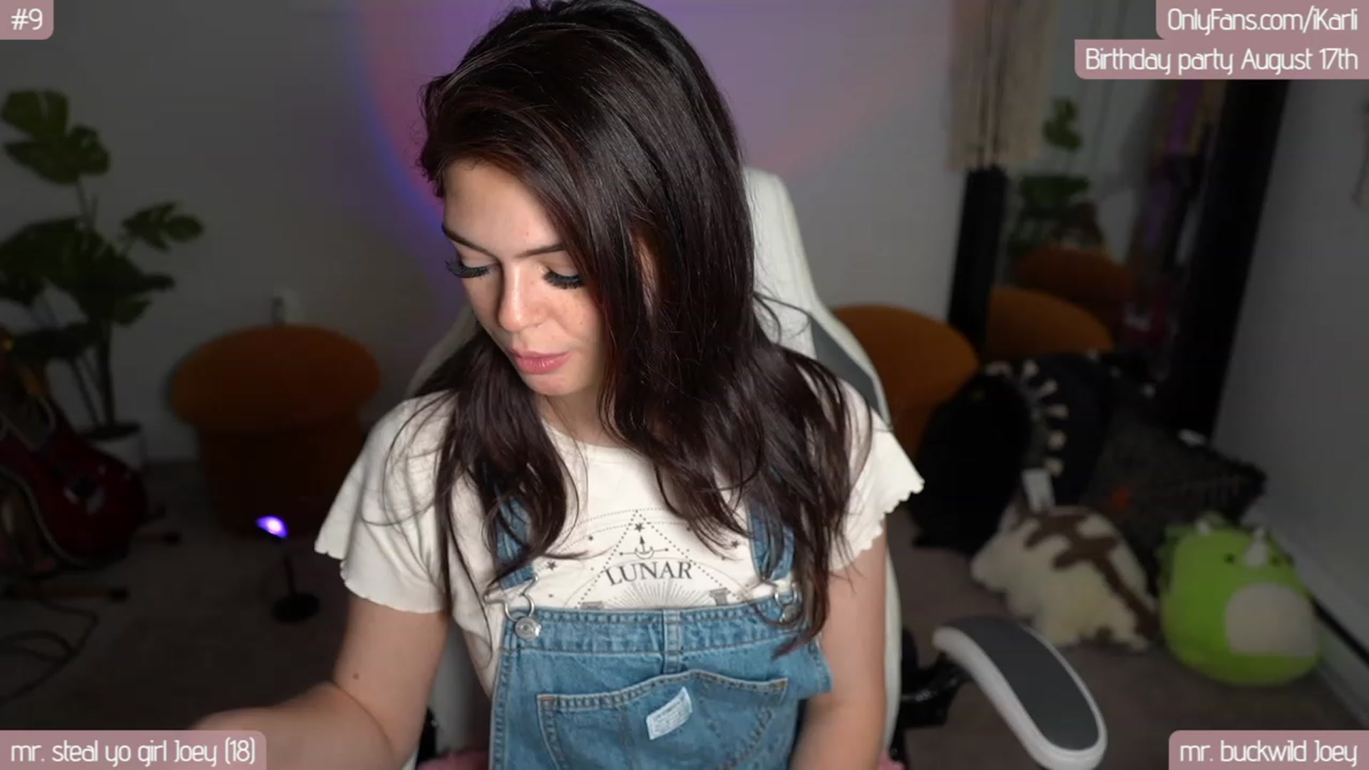Gallery image thumbnail from iKarli's myfreecams stream on, 08/16/2023, 04:41 image 4 of 20