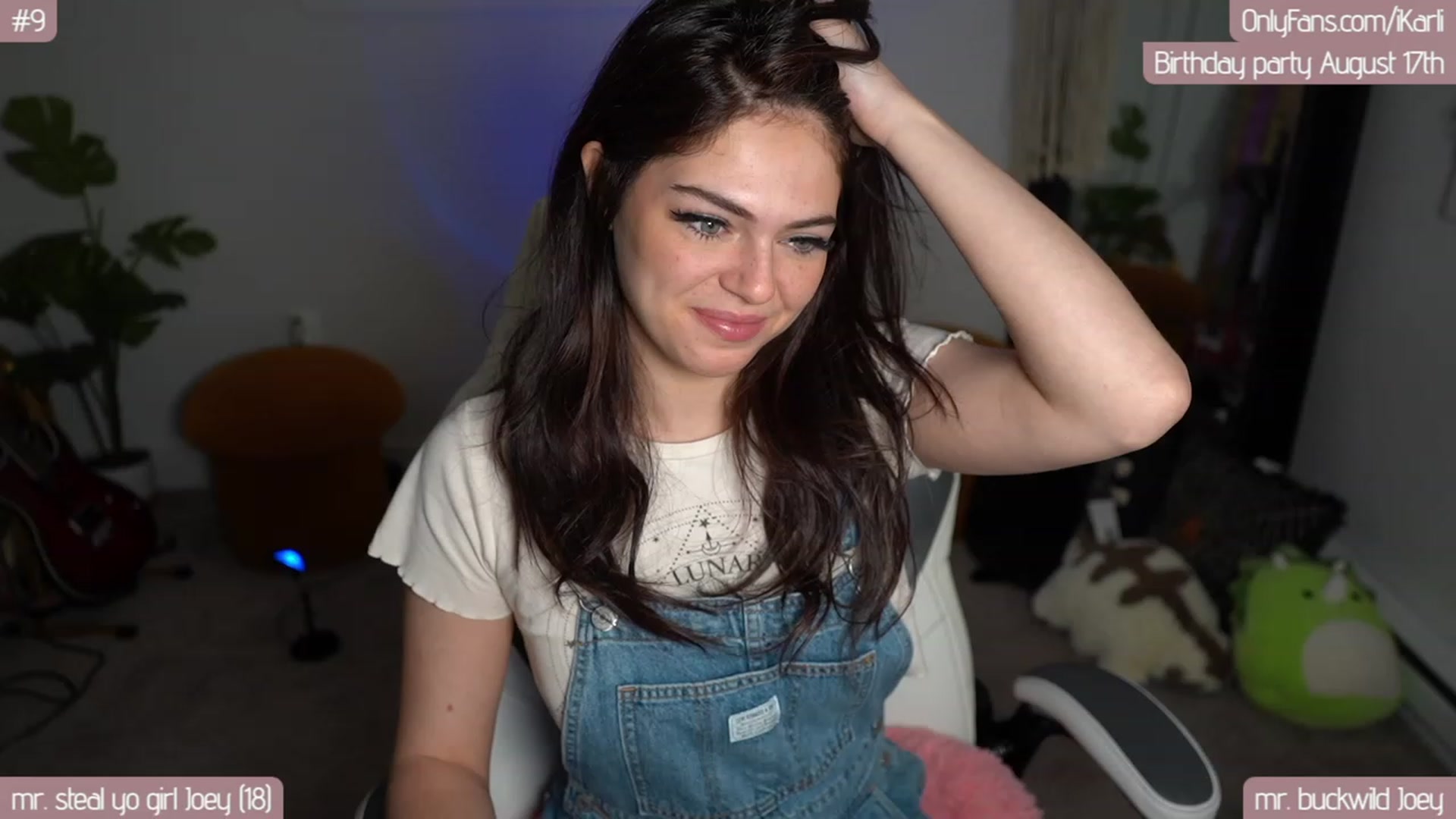 Gallery image thumbnail from iKarli's myfreecams stream on, 08/16/2023, 04:41 image 6 of 20
