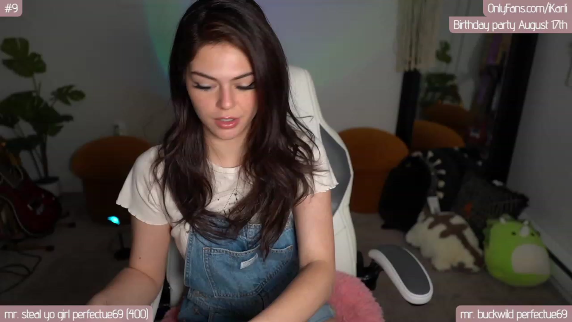 Gallery image thumbnail from iKarli's myfreecams stream on, 08/16/2023, 04:41 image 12 of 20