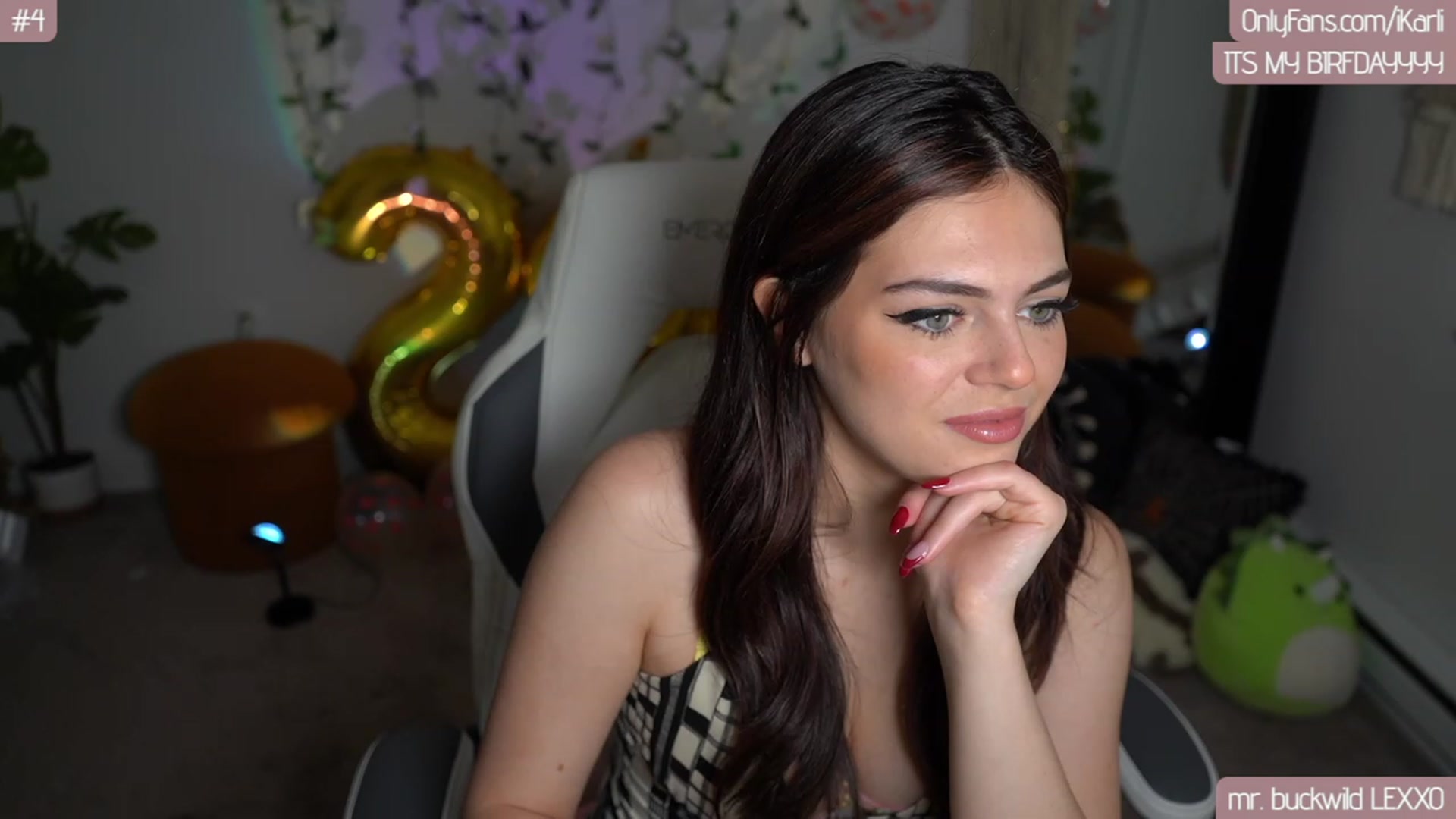 Gallery image thumbnail from iKarli's myfreecams stream on, 08/19/2023, 04:41 image 9 of 20