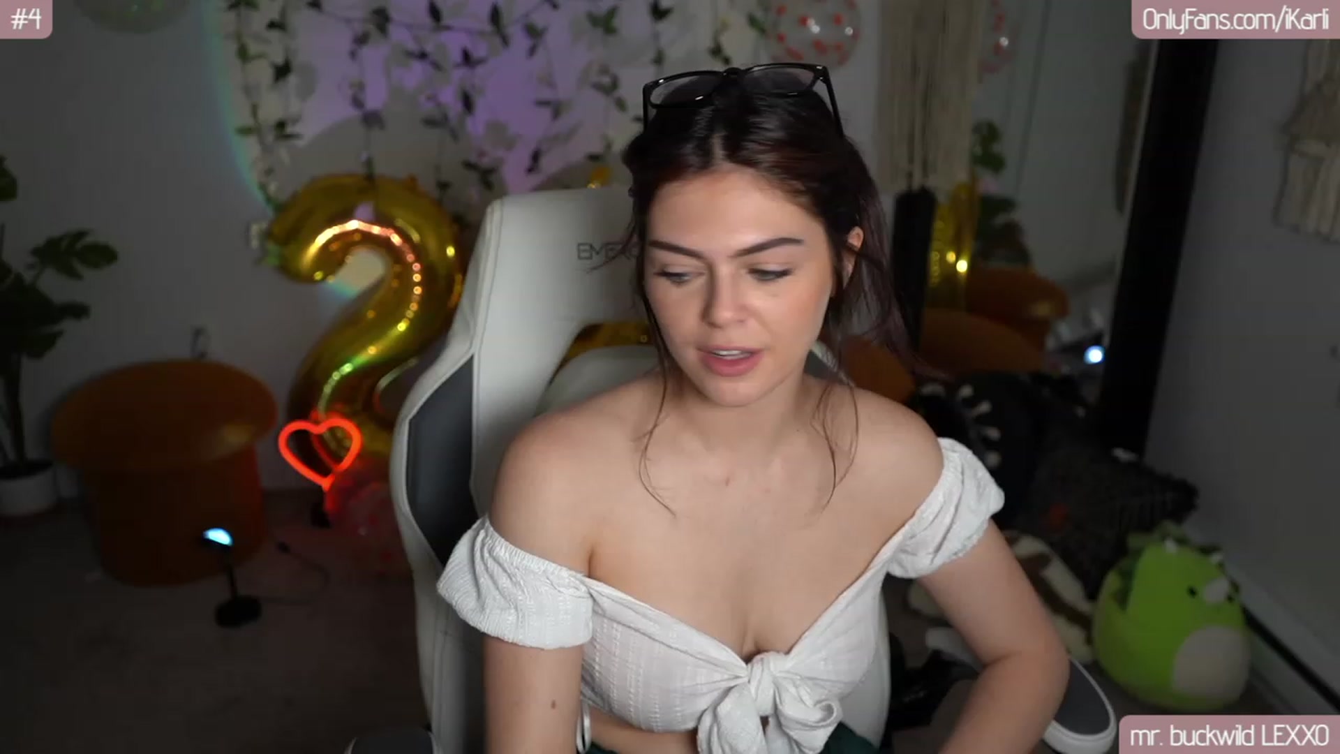 Gallery image thumbnail from iKarli's myfreecams stream on, 08/21/2023, 06:13 image 17 of 20
