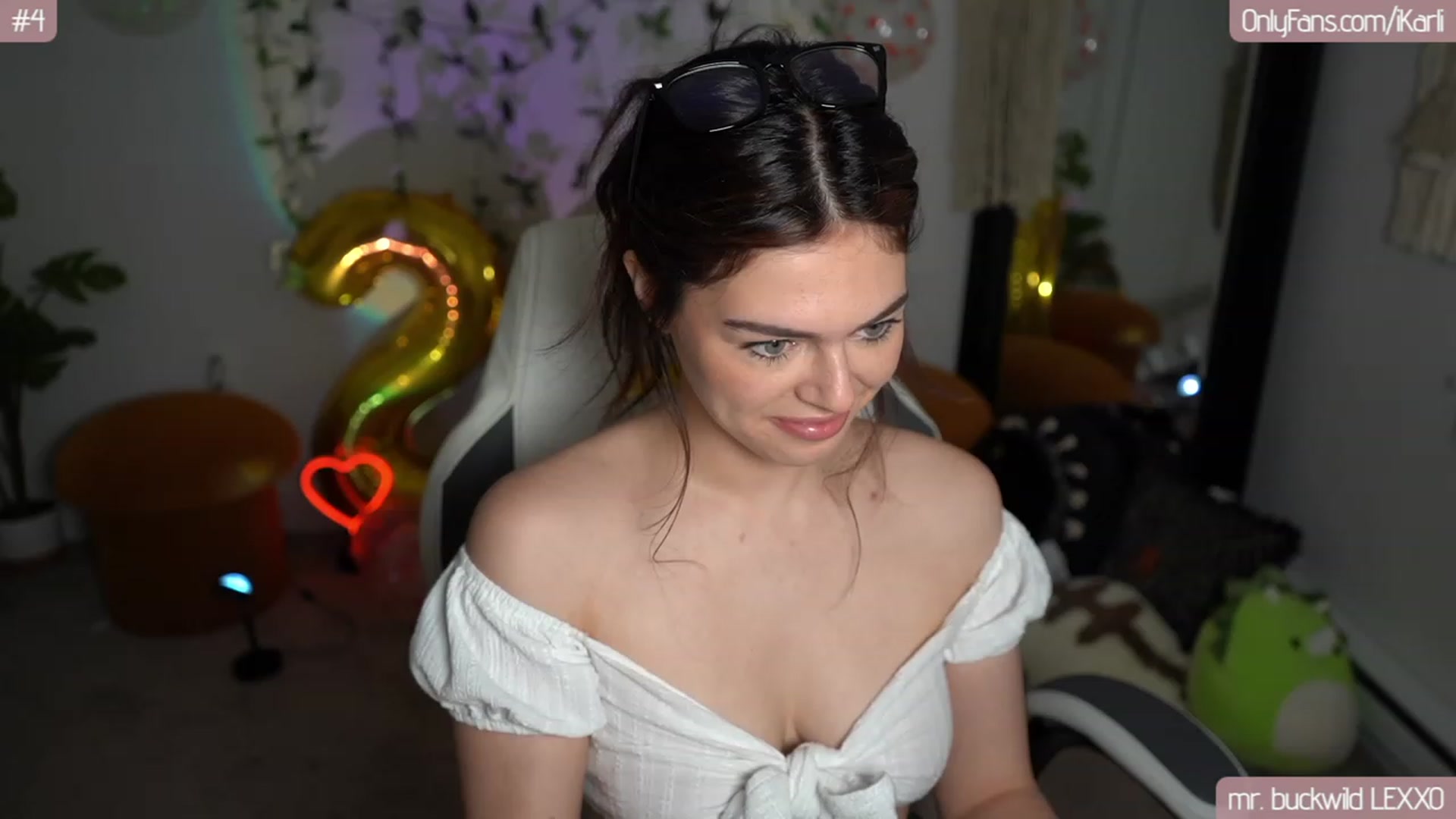 Gallery image thumbnail from iKarli's myfreecams stream on, 08/21/2023, 06:13 image 10 of 20