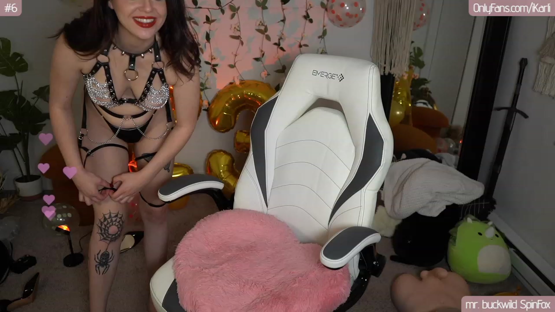 Gallery image thumbnail from iKarli's myfreecams stream on, 08/25/2023, 08:32 image 10 of 20