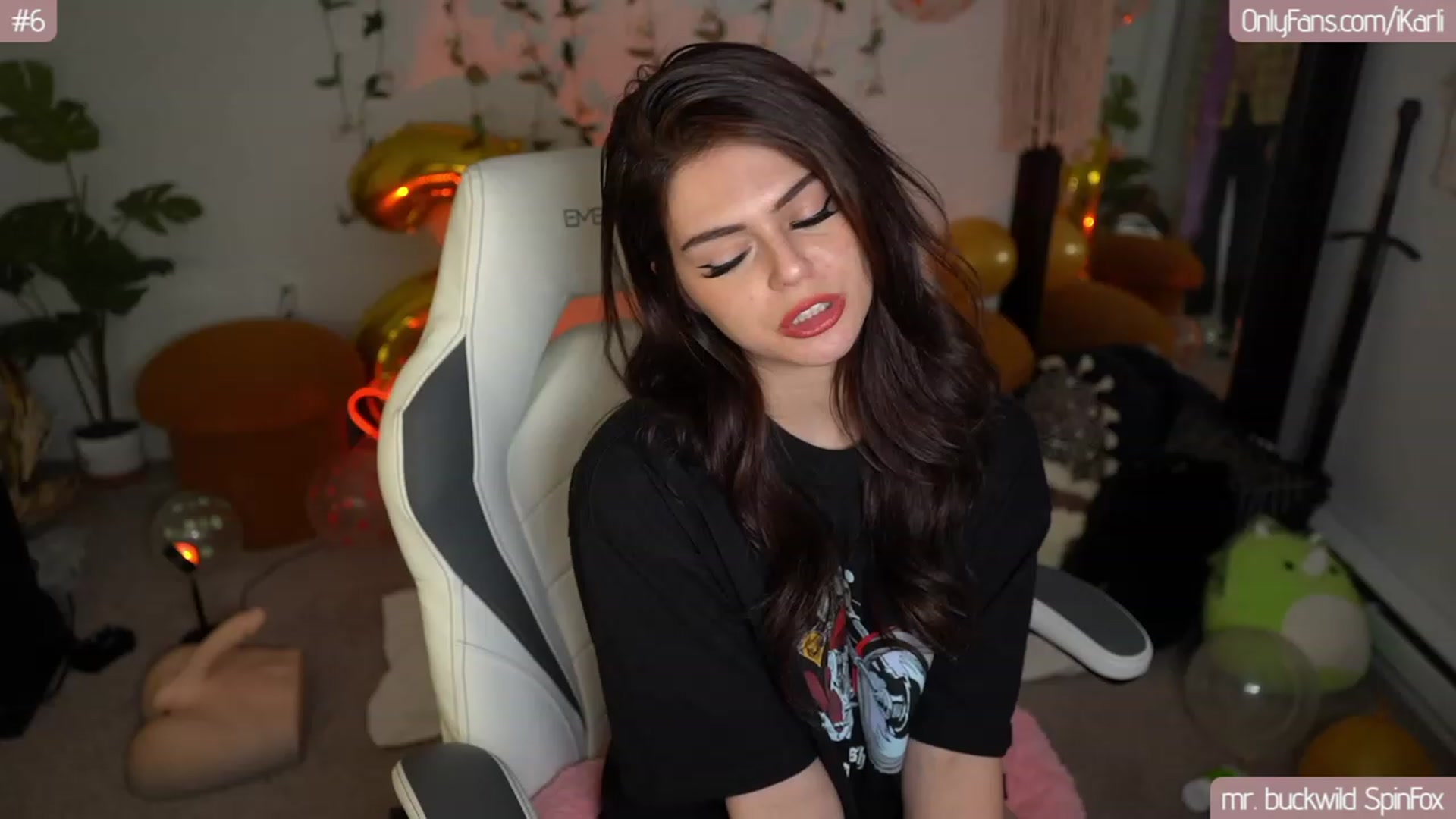 Gallery image thumbnail from iKarli's myfreecams stream on, 08/25/2023, 10:07 image 18 of 20
