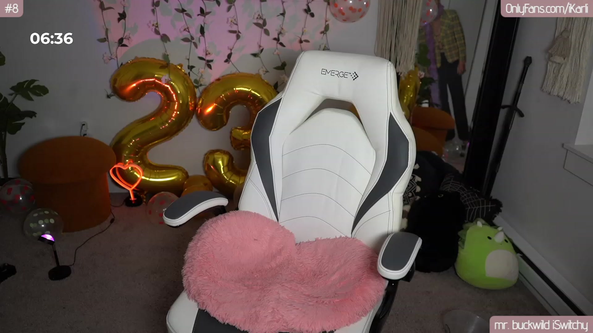 Gallery image thumbnail from iKarli's myfreecams stream on, 08/26/2023, 09:35 image 3 of 20