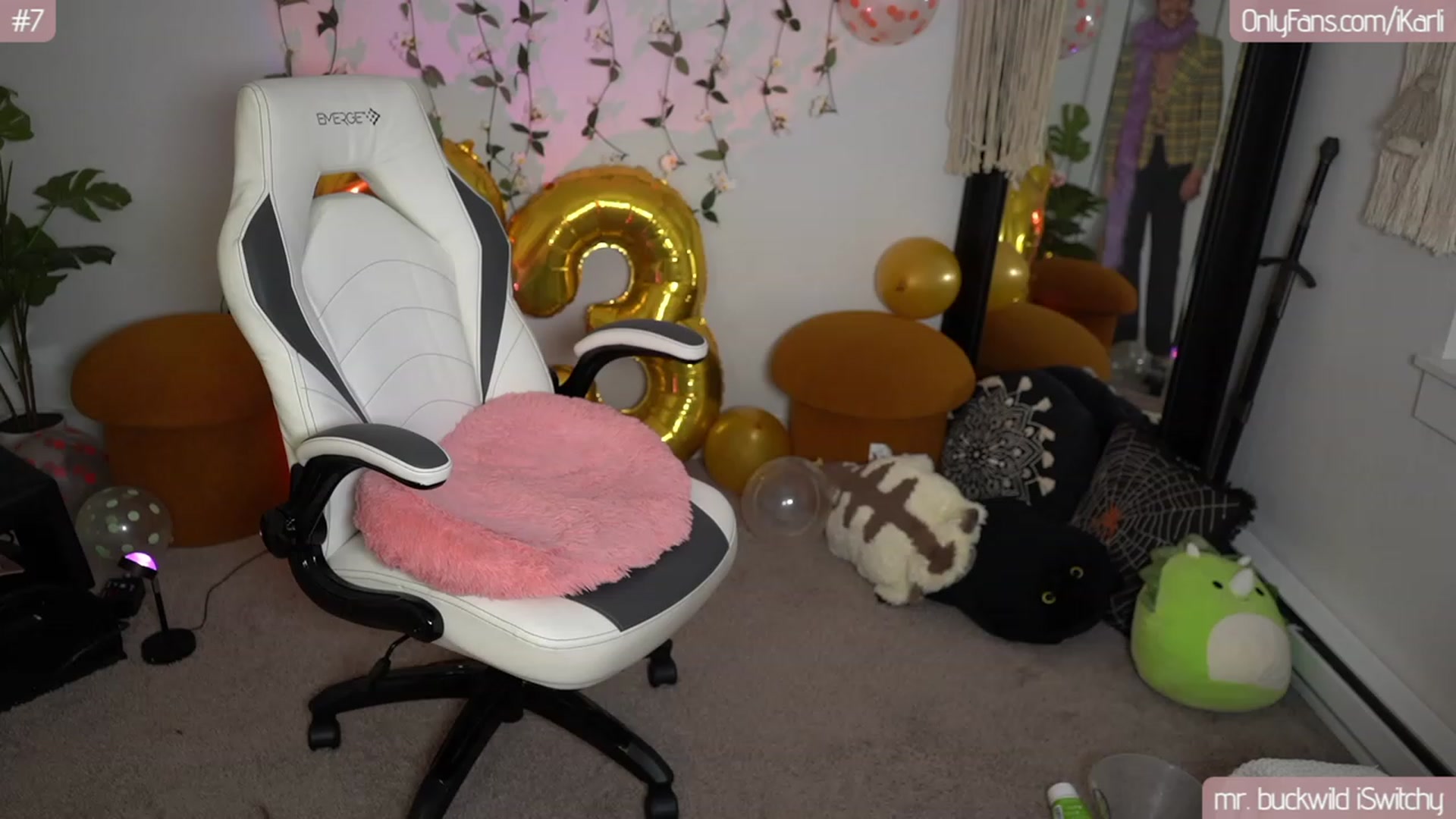 Gallery image thumbnail from iKarli's myfreecams stream on, 08/26/2023, 11:03 image 18 of 20
