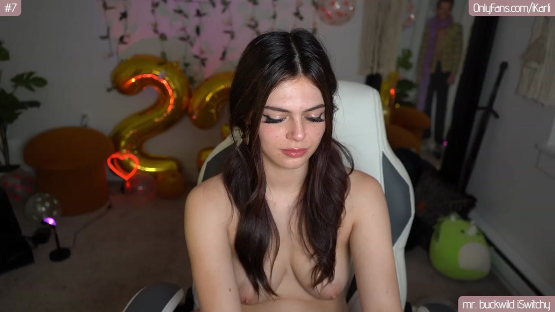 Gallery image thumbnail from iKarli's myfreecams stream on, 08/26/2023, 12:39 image 15 of 20