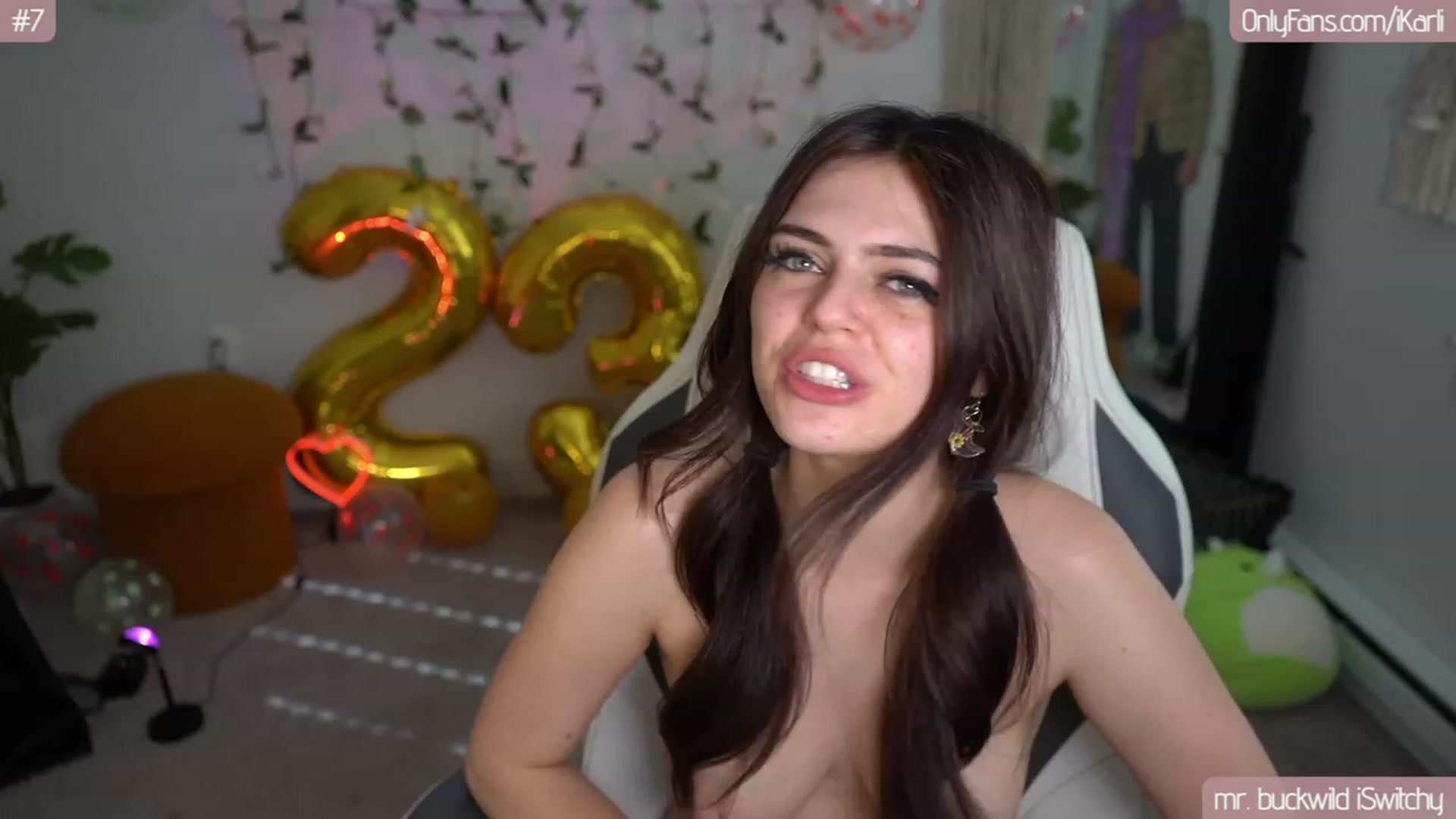Gallery image thumbnail from iKarli's myfreecams stream on, 08/26/2023, 16:55 image 6 of 20