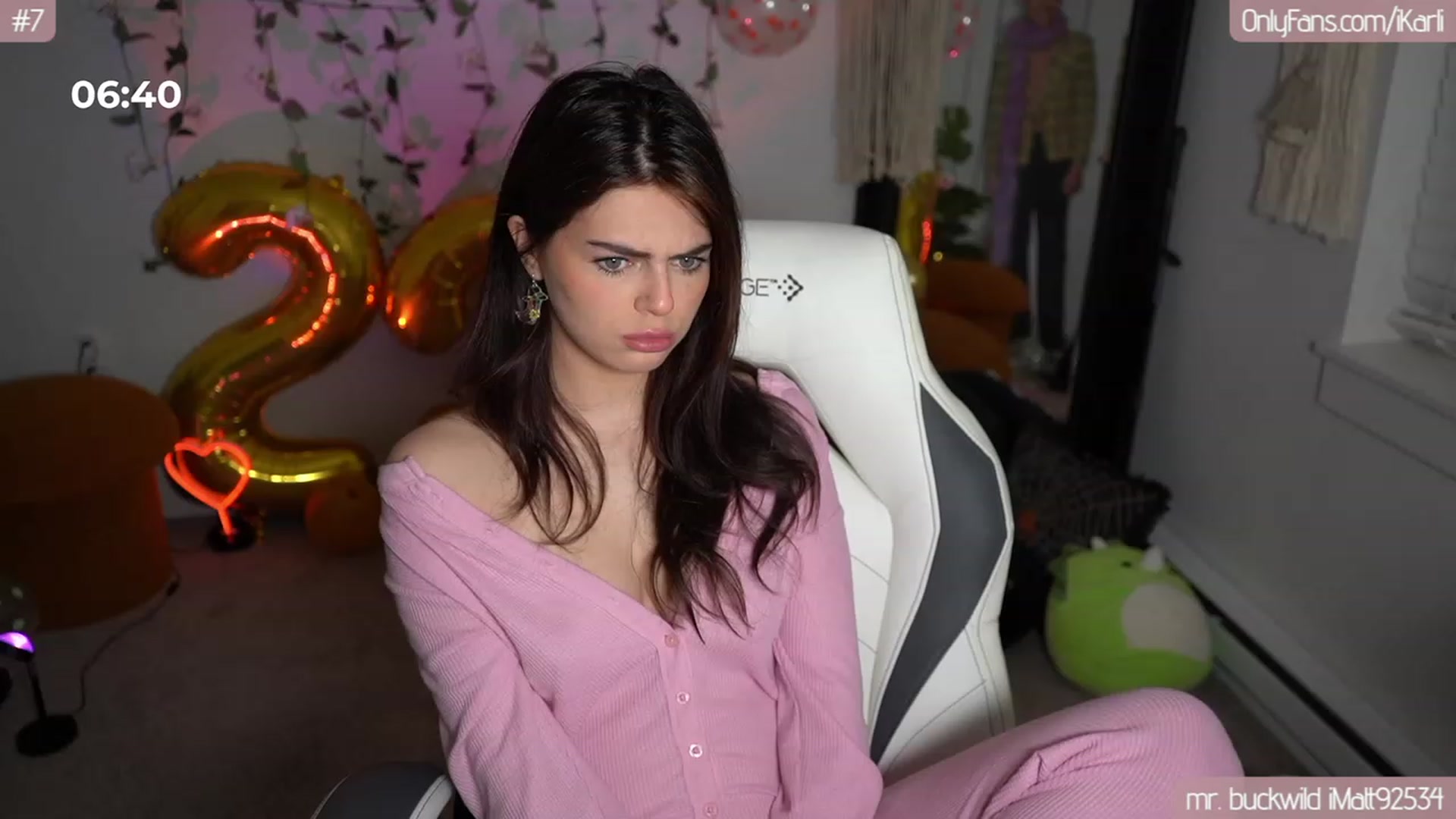Gallery image thumbnail from iKarli's myfreecams stream on, 08/27/2023, 07:24 image 6 of 20