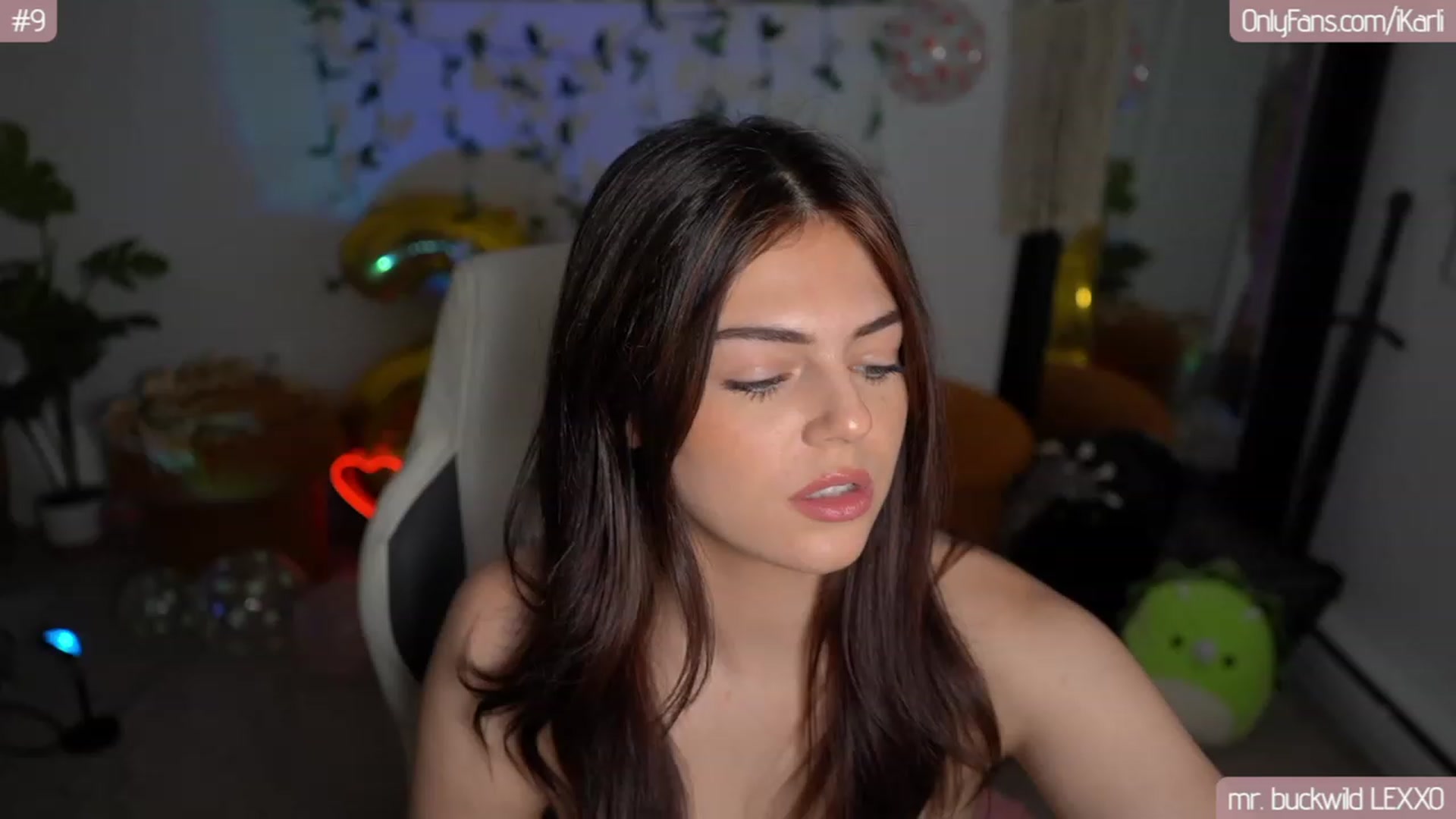 Gallery image thumbnail from iKarli's myfreecams stream on, 08/31/2023, 06:15 image 11 of 20