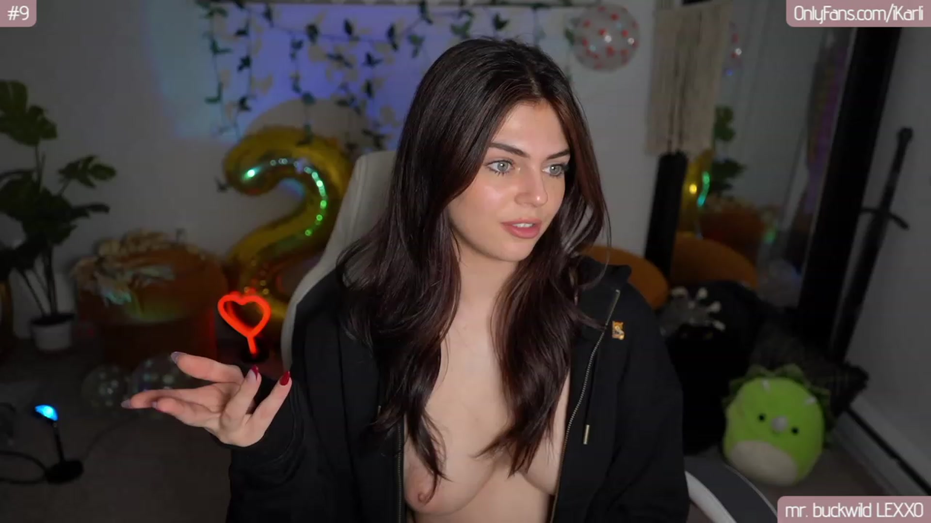 Gallery image thumbnail from iKarli's myfreecams stream on, 08/31/2023, 11:46 image 19 of 20