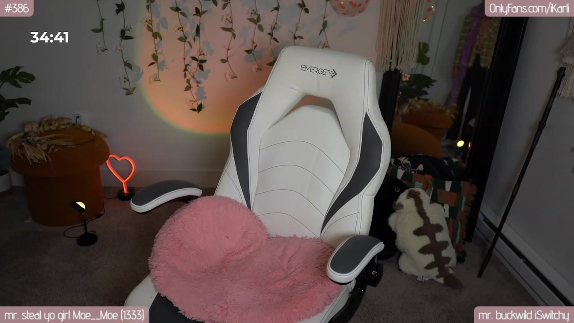 Gallery image thumbnail from iKarli's myfreecams stream on, 09/23/2023, 09:21 image 4 of 20