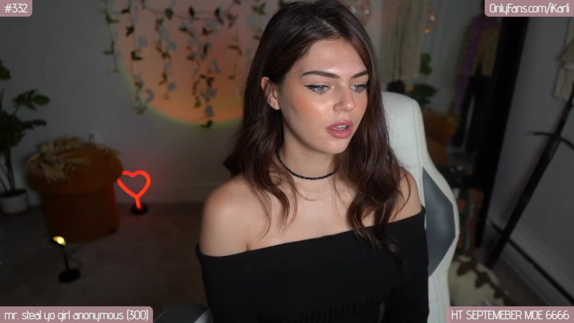 Gallery image thumbnail from iKarli's myfreecams stream on, 09/28/2023, 07:38 image 1 of 20