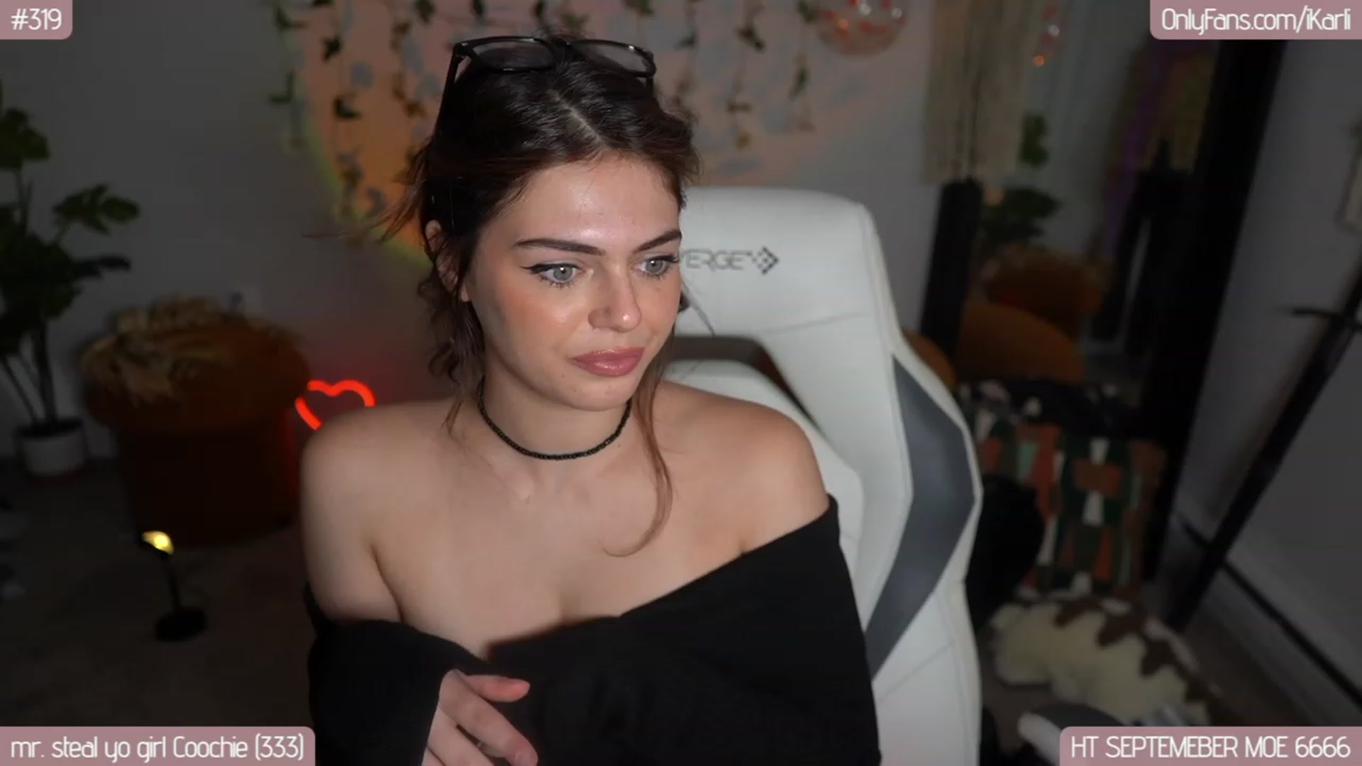 Gallery image thumbnail from iKarli's myfreecams stream on, 09/28/2023, 07:38 image 17 of 20
