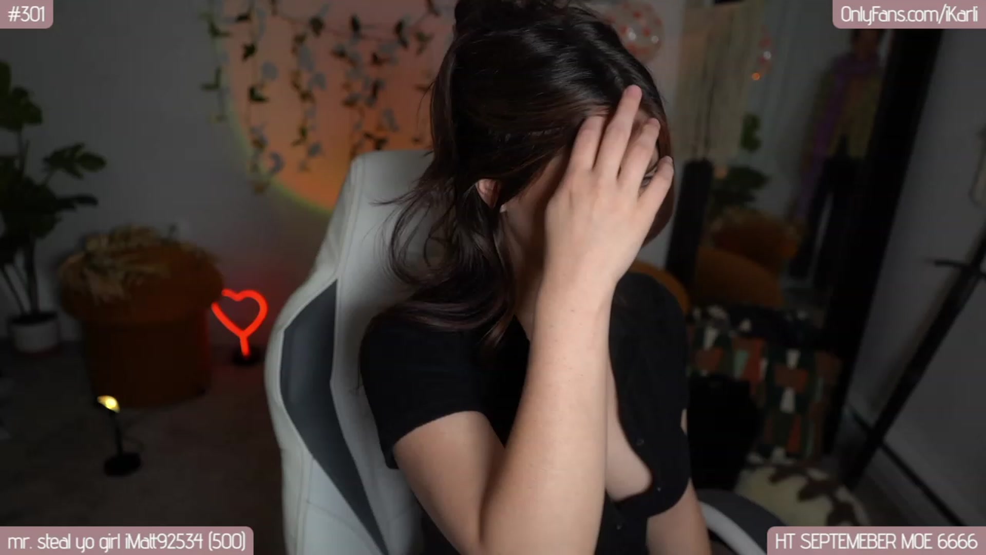 Gallery image thumbnail from iKarli's myfreecams stream on, 09/29/2023, 07:01 image 15 of 20