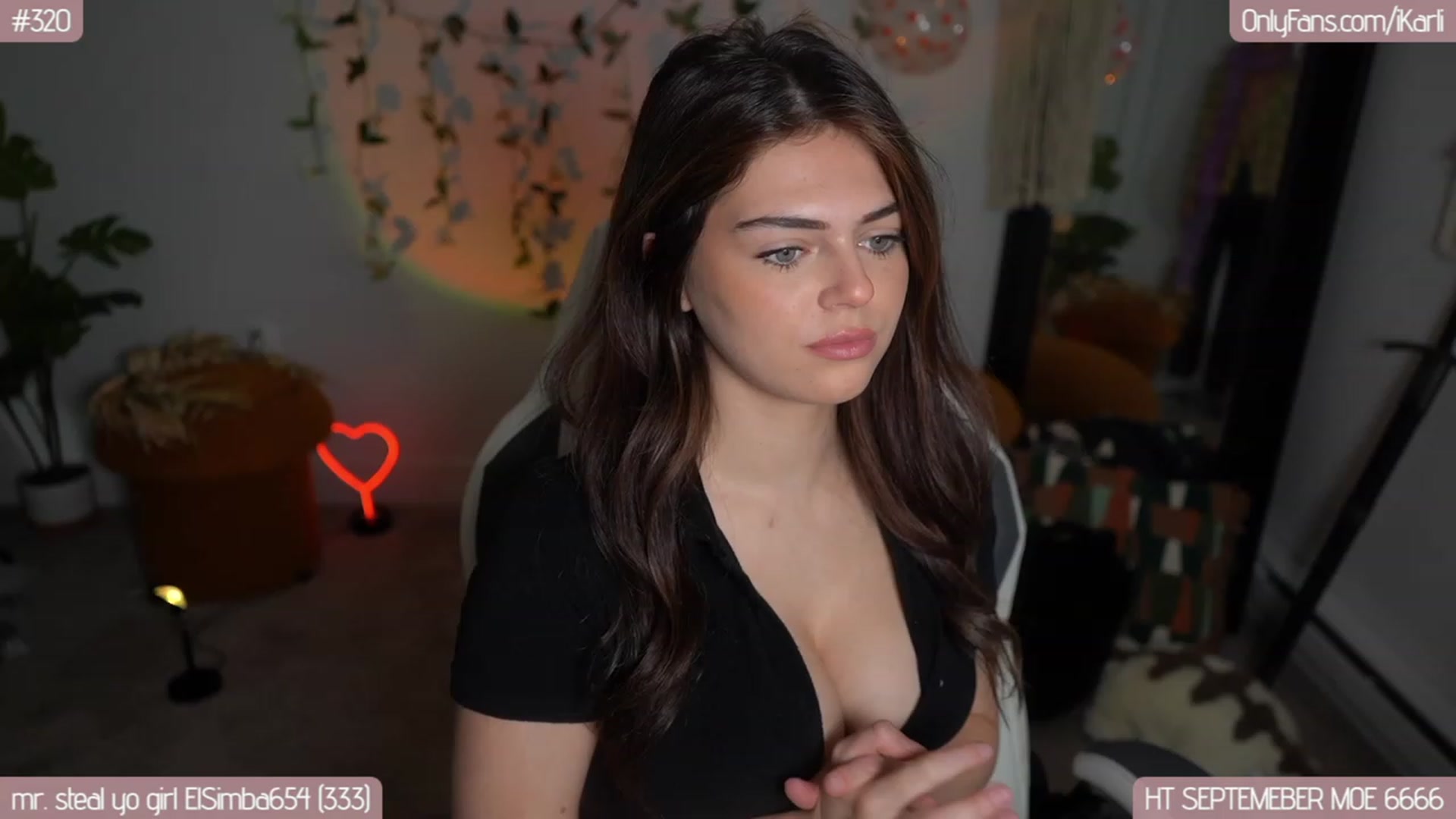 Gallery image thumbnail from iKarli's myfreecams stream on, 09/29/2023, 07:01 image 5 of 20