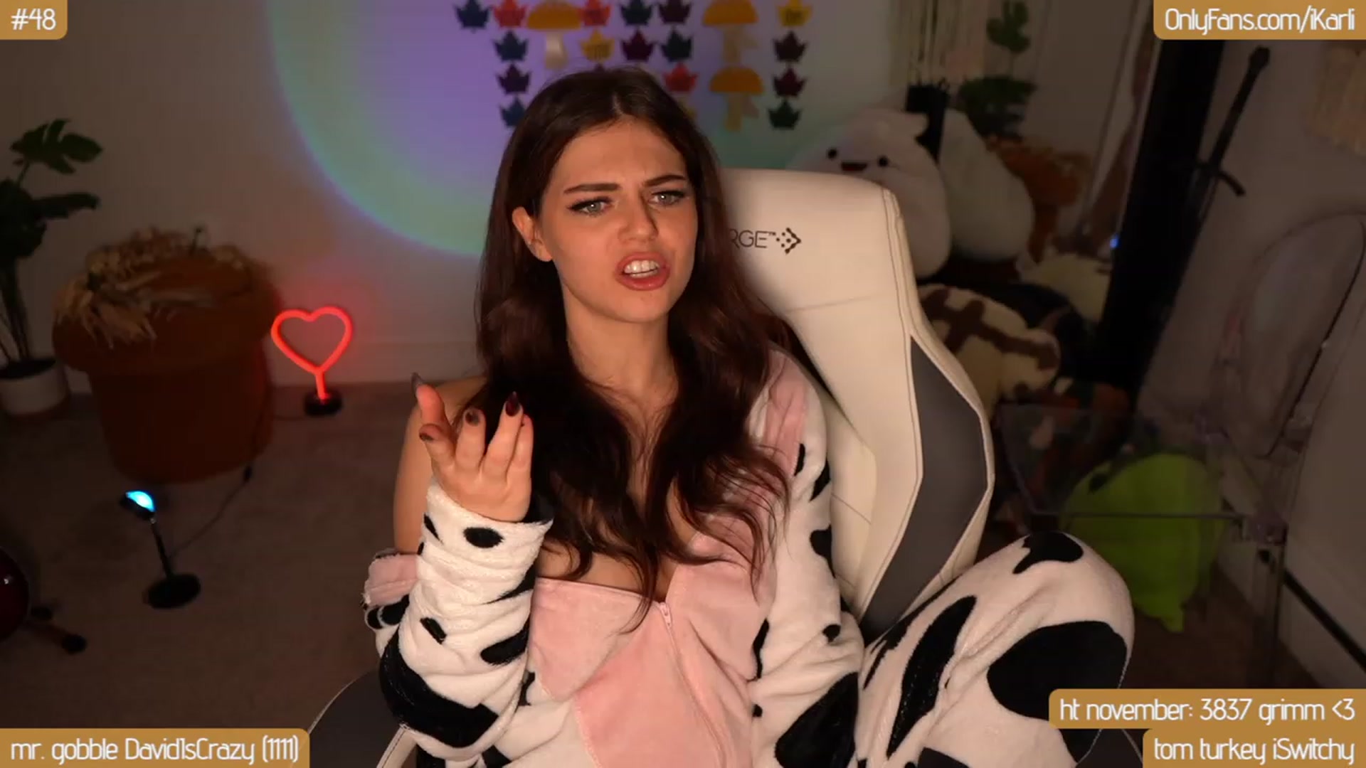 Gallery image thumbnail from iKarli's myfreecams stream on, 11/04/2023, 15:02 image 7 of 20