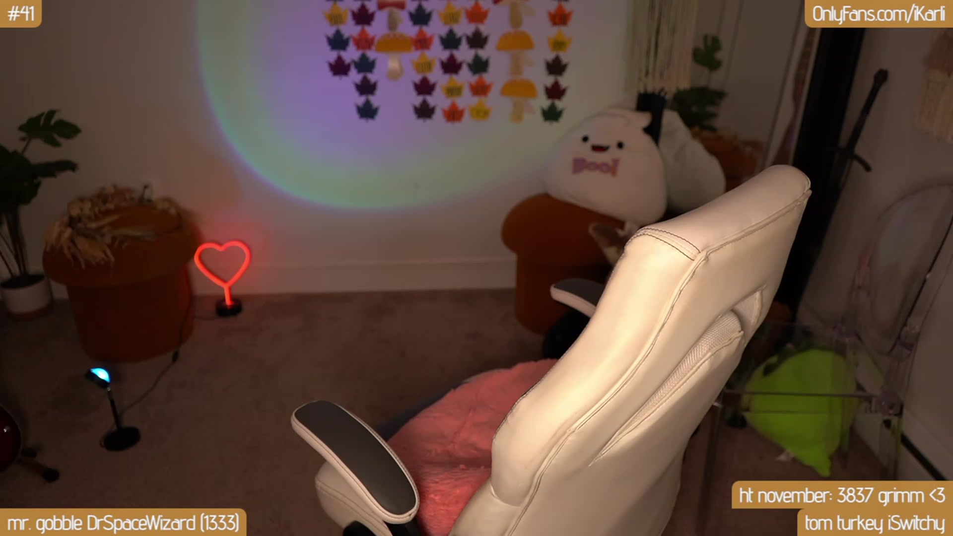 Gallery image thumbnail from iKarli's myfreecams stream on, 11/04/2023, 15:02 image 13 of 20