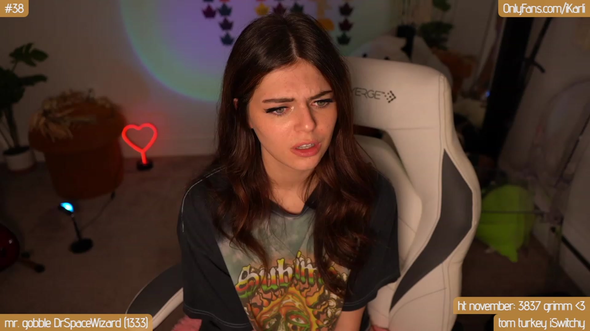 Gallery image thumbnail from iKarli's myfreecams stream on, 11/04/2023, 15:14 image 18 of 20