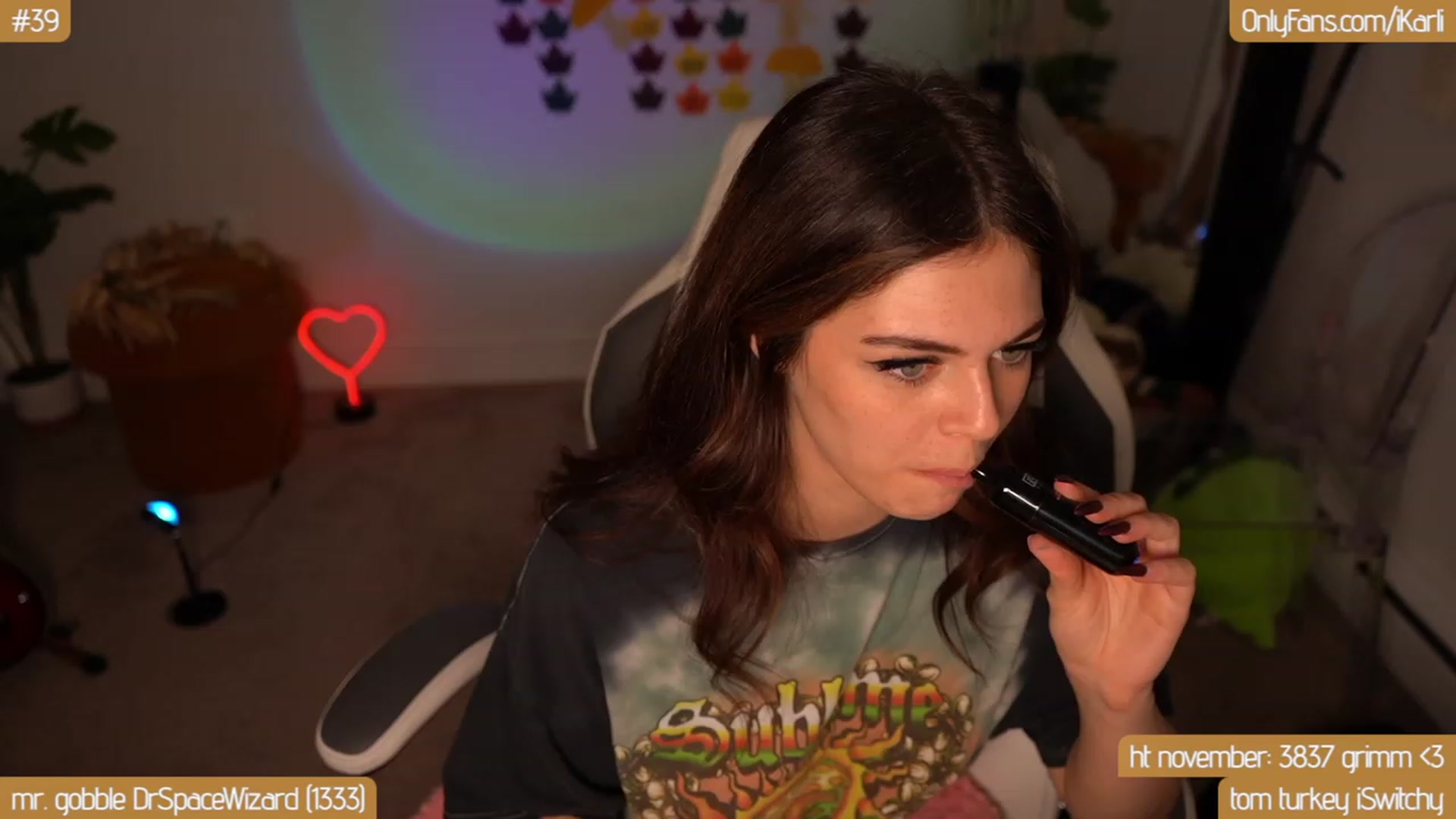 Gallery image thumbnail from iKarli's myfreecams stream on, 11/04/2023, 15:14 image 4 of 20