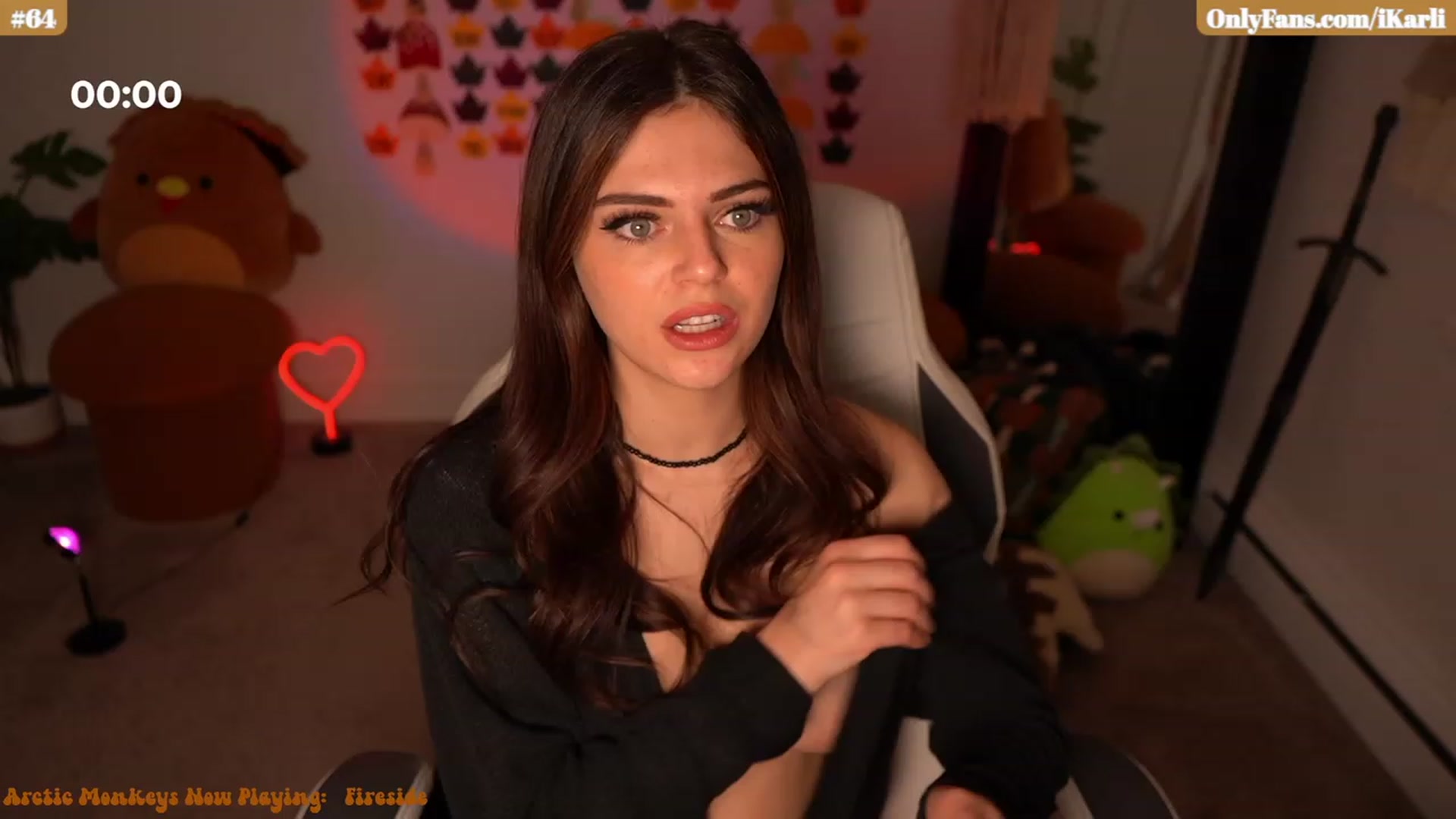 Gallery image thumbnail from iKarli's myfreecams stream on, 11/14/2023, 10:36 image 12 of 20