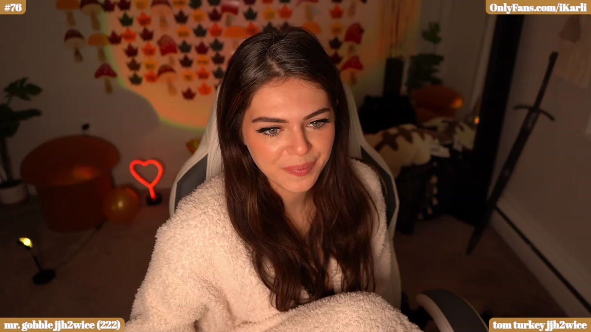 Gallery image thumbnail from iKarli's myfreecams stream on, 12/01/2023, 07:43 image 5 of 20