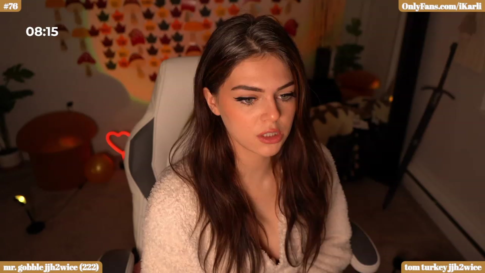 Gallery image thumbnail from iKarli's myfreecams stream on, 12/01/2023, 07:43 image 2 of 20