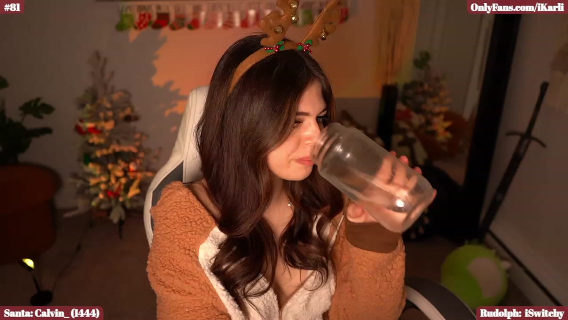 Gallery image thumbnail from iKarli's myfreecams stream on, 12/03/2023, 11:30 image 7 of 20