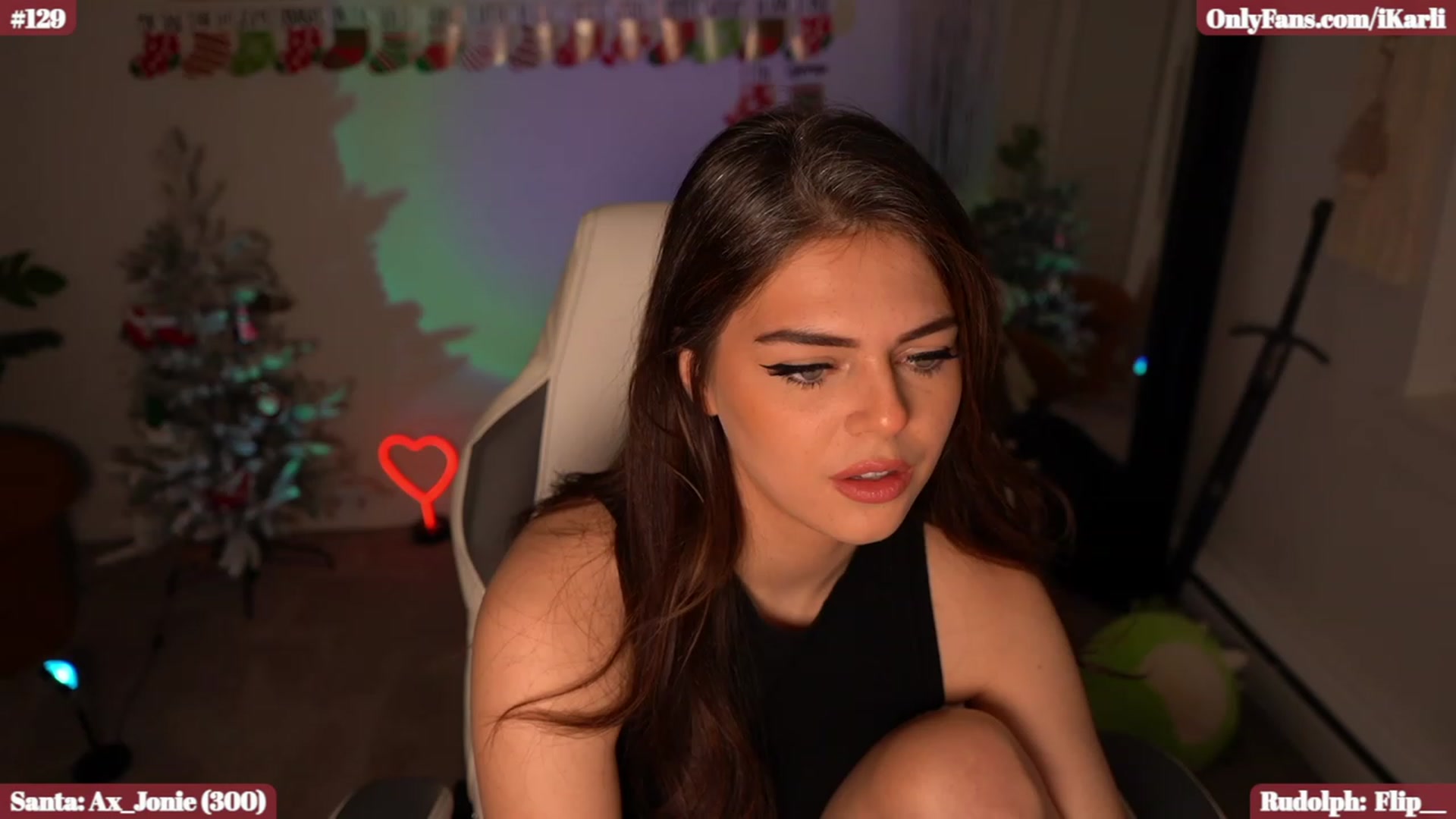 Gallery image thumbnail from iKarli's myfreecams stream on, 12/05/2023, 08:11 image 13 of 20