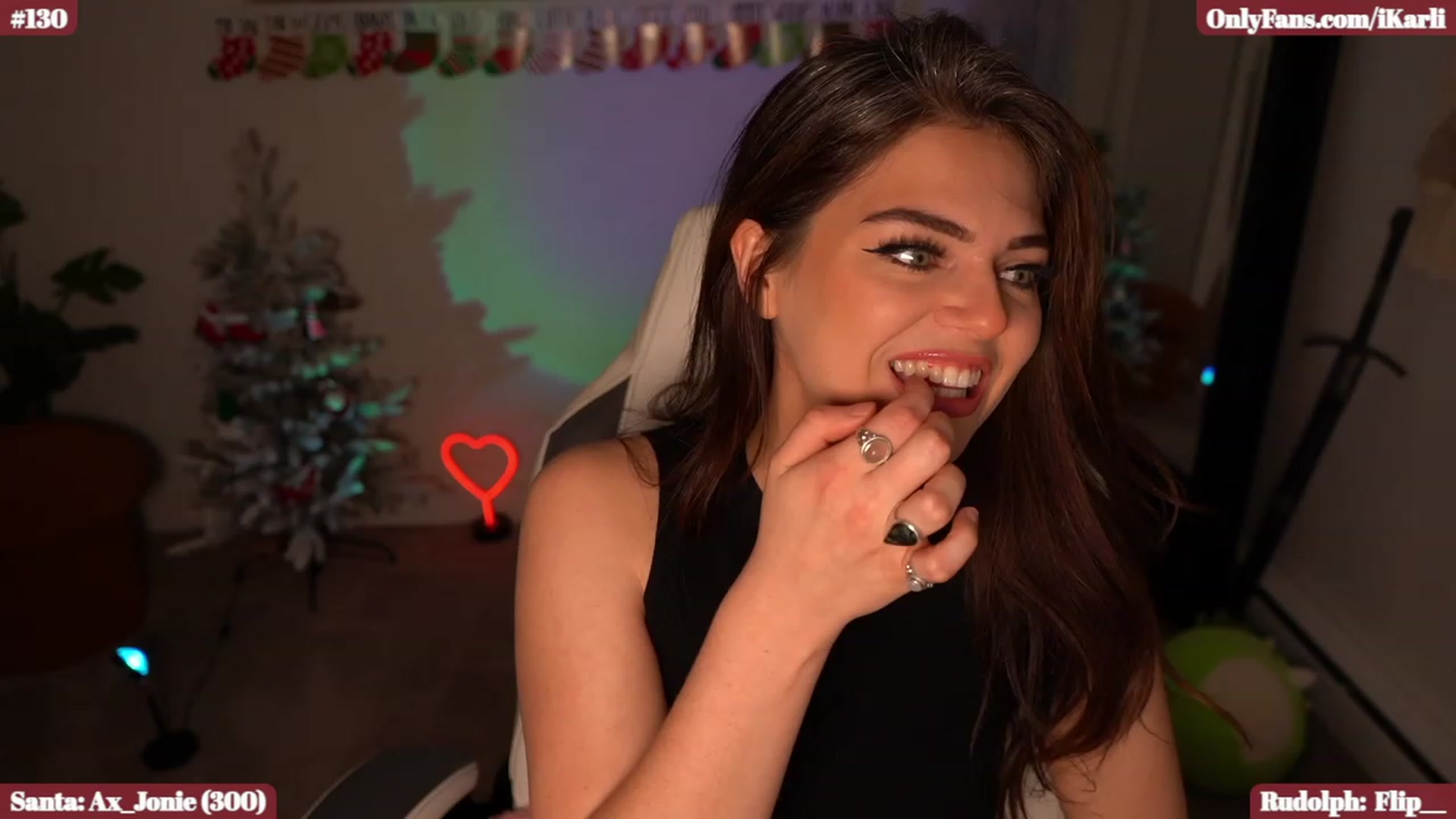 Gallery image thumbnail from iKarli's myfreecams stream on, 12/05/2023, 08:11 image 11 of 20