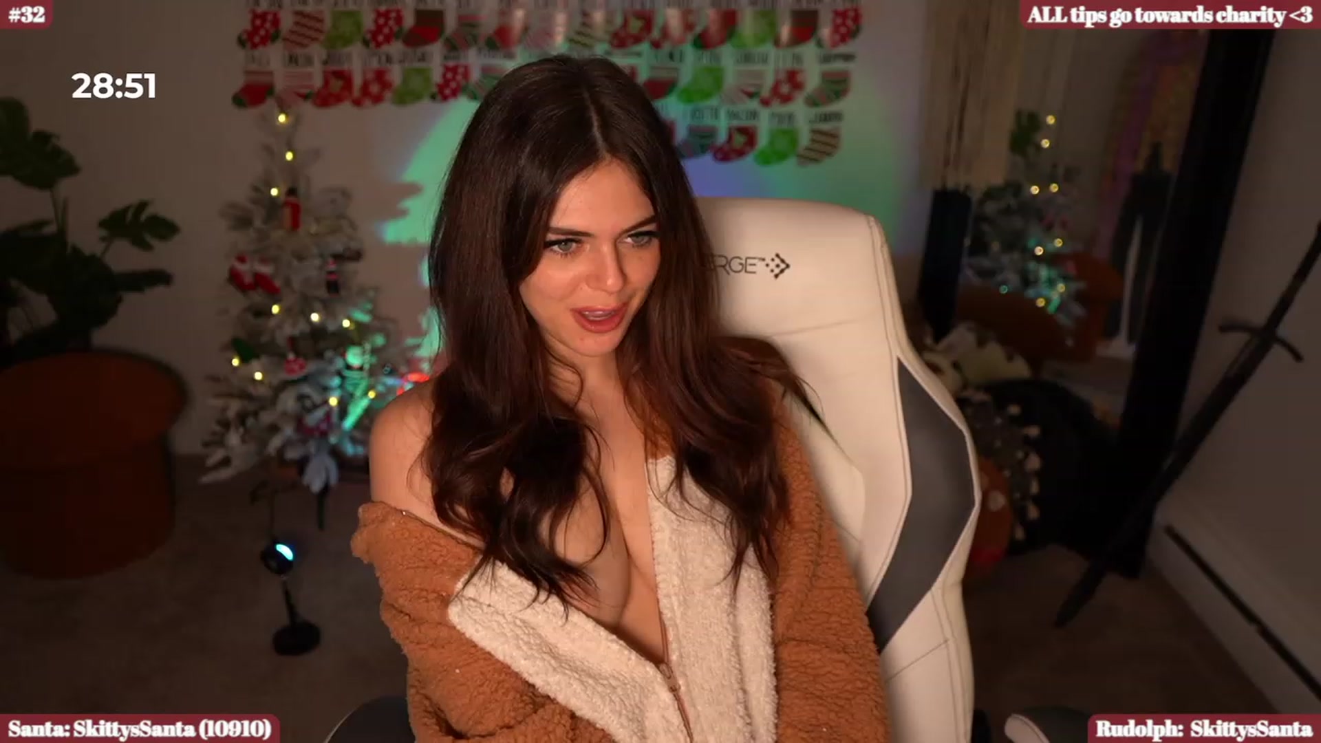 Gallery image thumbnail from iKarli's myfreecams stream on, 12/09/2023, 12:43 image 10 of 20
