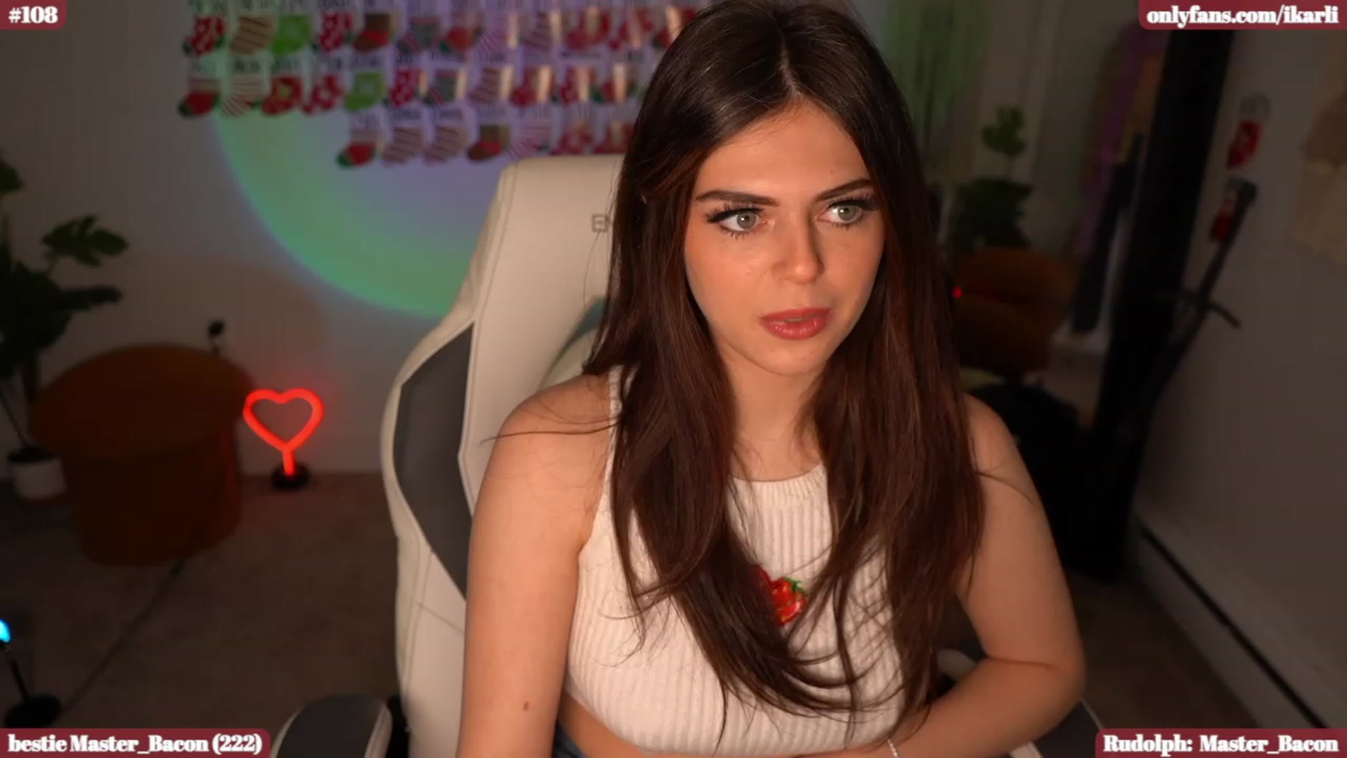 Gallery image thumbnail from iKarli's myfreecams stream on, 12/29/2023, 04:33 image 12 of 20