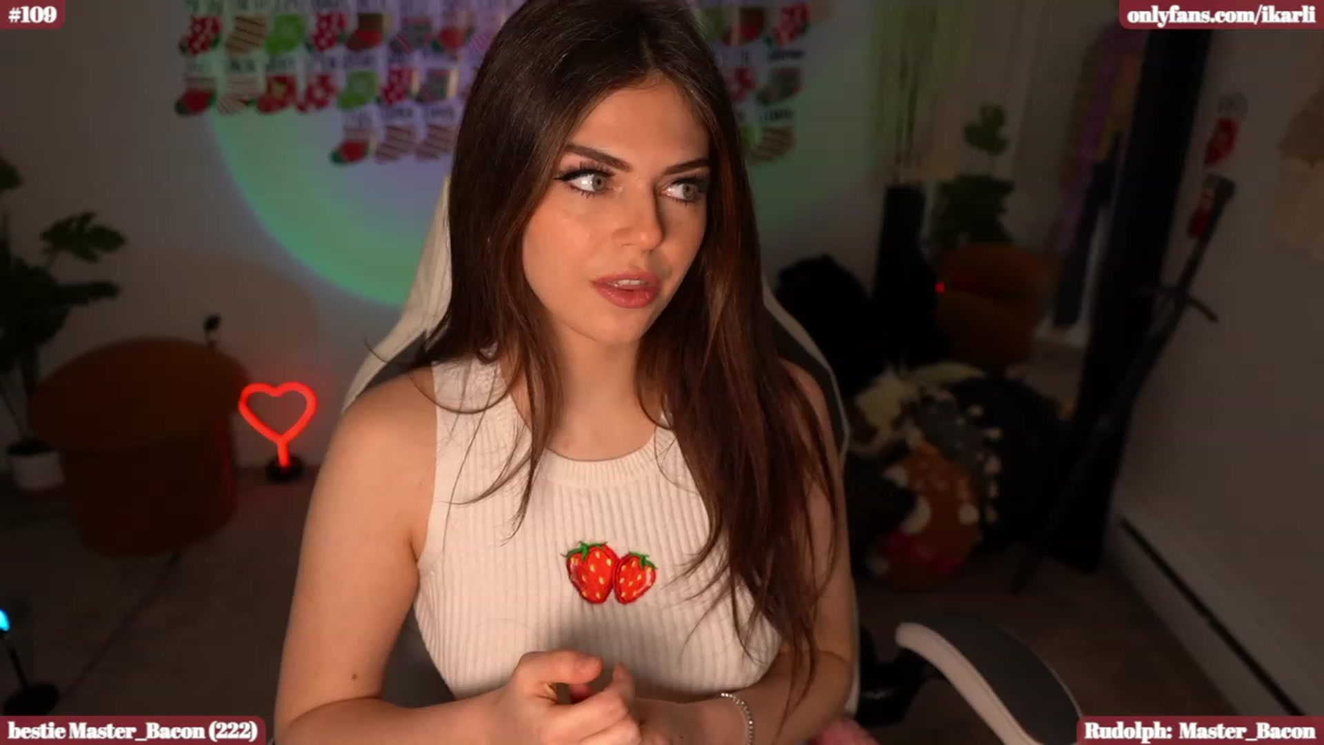Gallery image thumbnail from iKarli's myfreecams stream on, 12/29/2023, 04:33 image 3 of 20