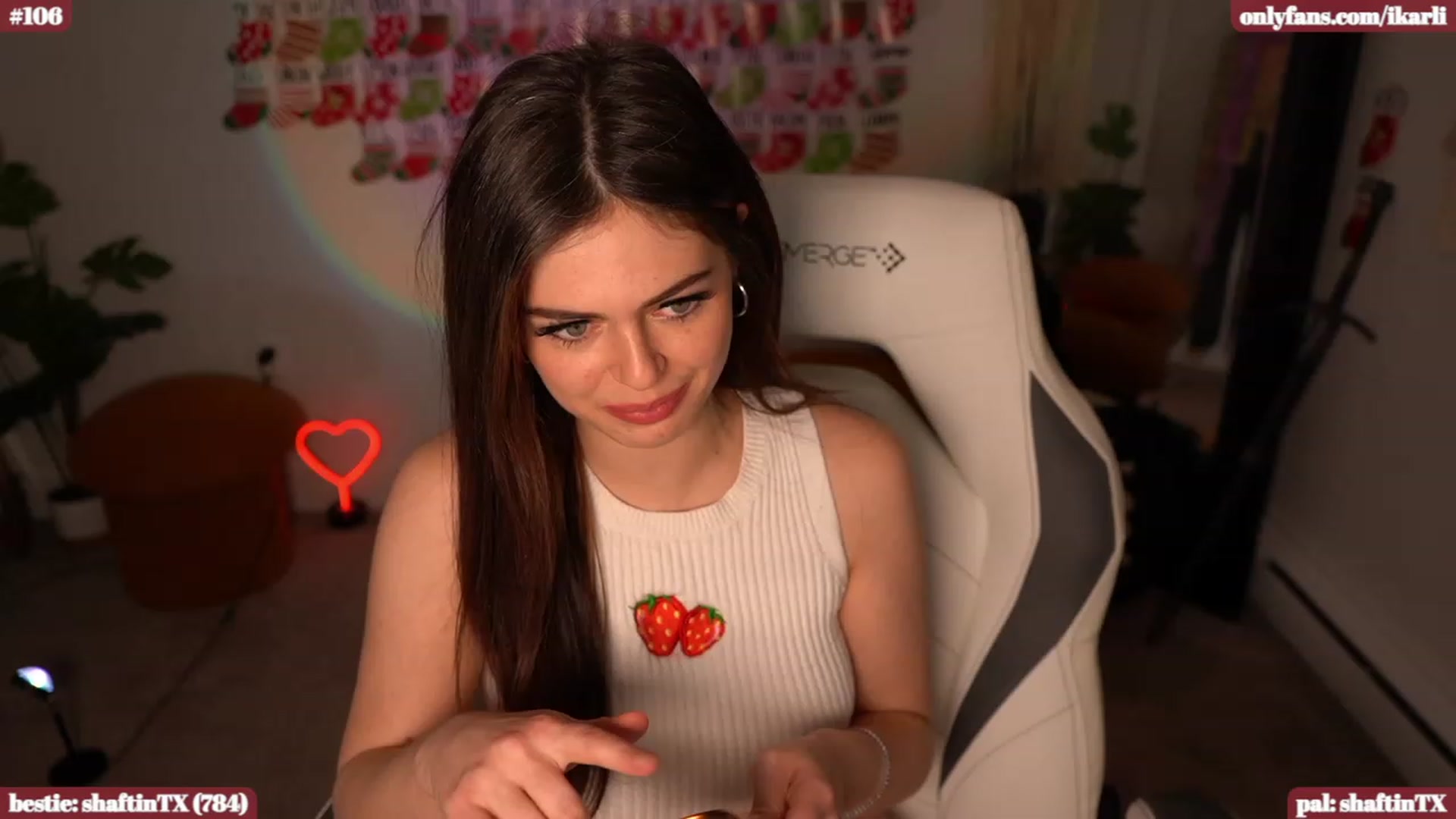Gallery image thumbnail from iKarli's myfreecams stream on, 12/29/2023, 09:17 image 17 of 20