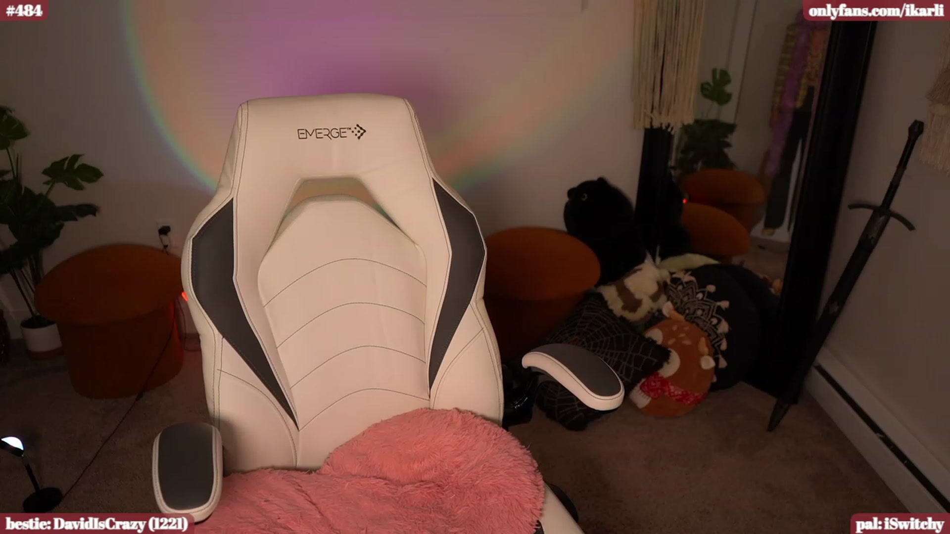 Gallery image thumbnail from iKarli's myfreecams stream on, 01/05/2024, 06:43 image 1 of 20