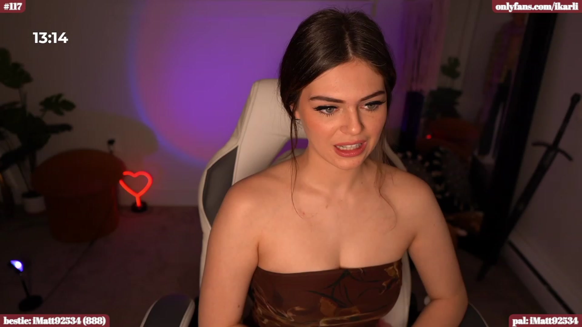 Gallery image thumbnail from iKarli's myfreecams stream on, 01/06/2024, 05:38 image 19 of 20